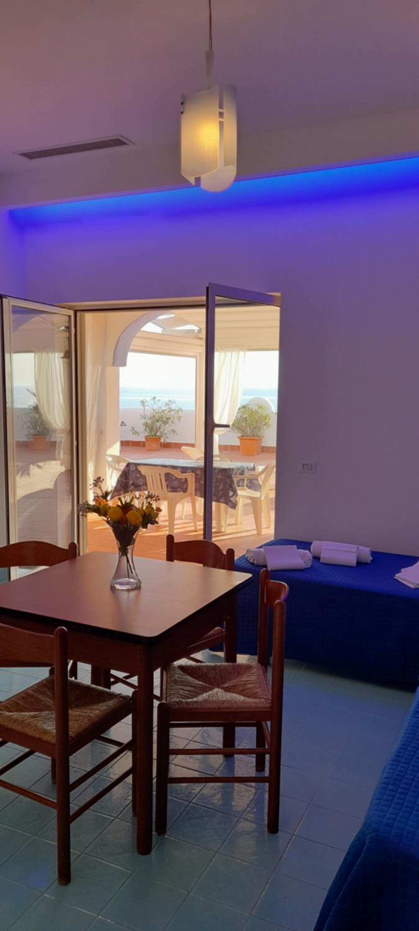 Studio with Sea View (4 Adults)