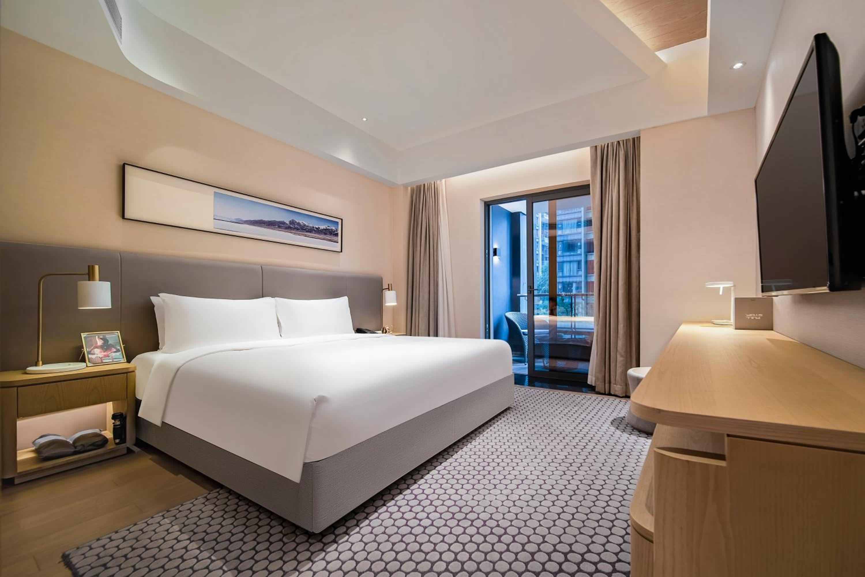 Double Room with Balcony - Photo 4