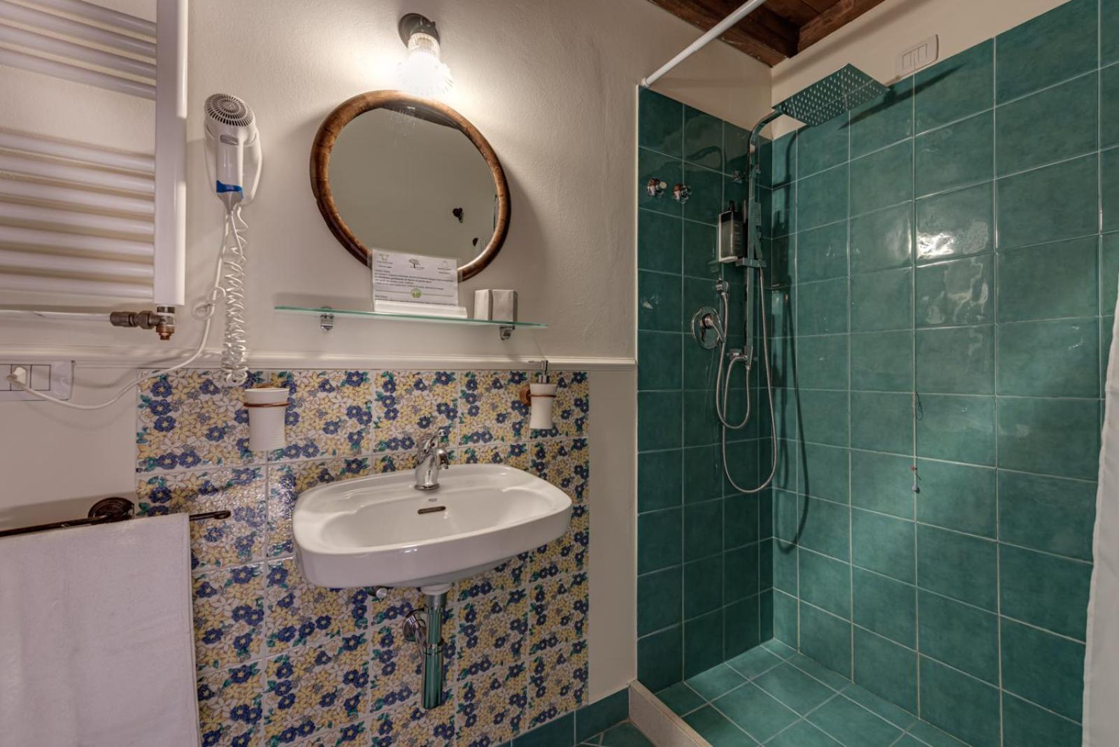 Comfort Double or Twin Room photo 3