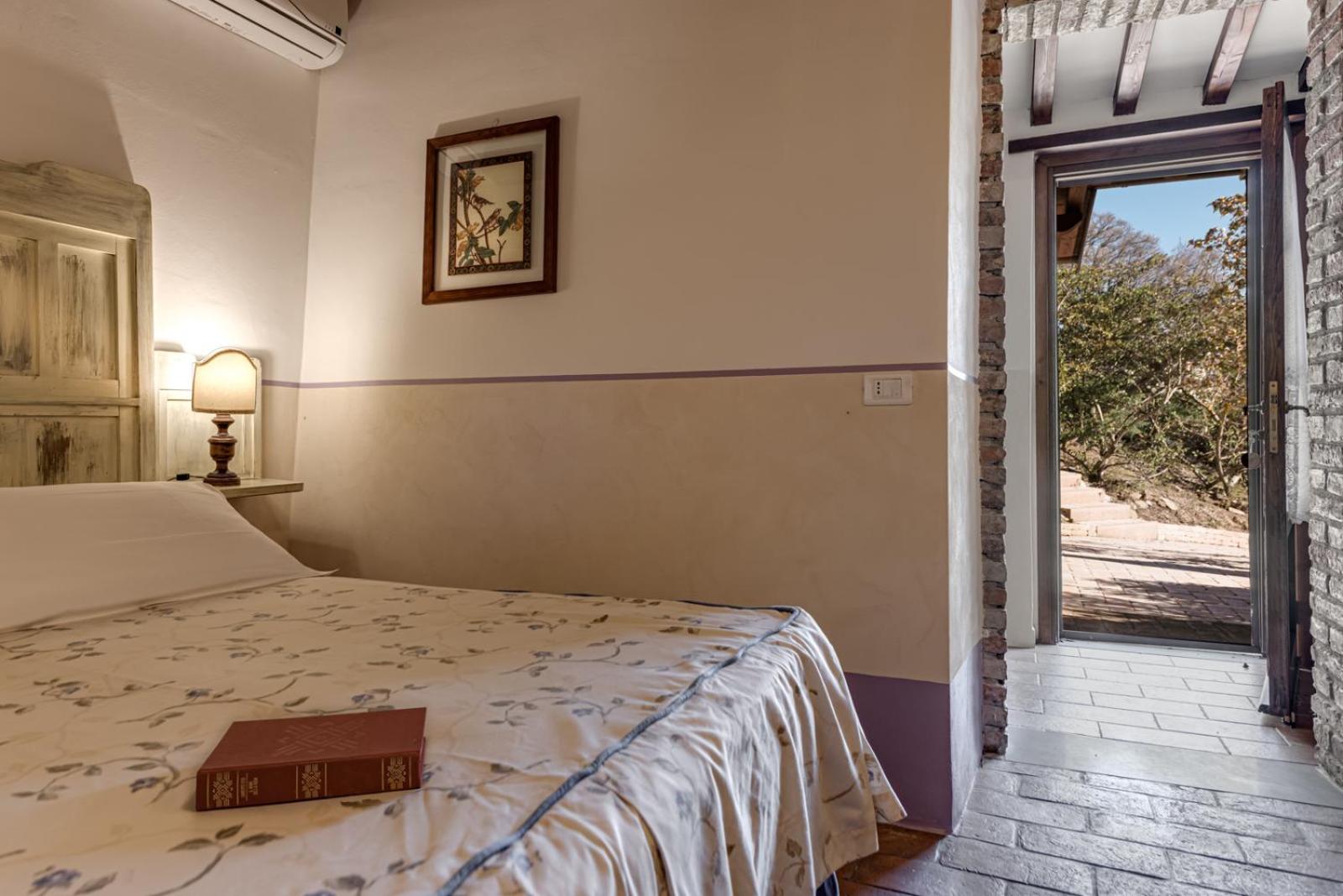 Standard Double or Twin Room photo 2