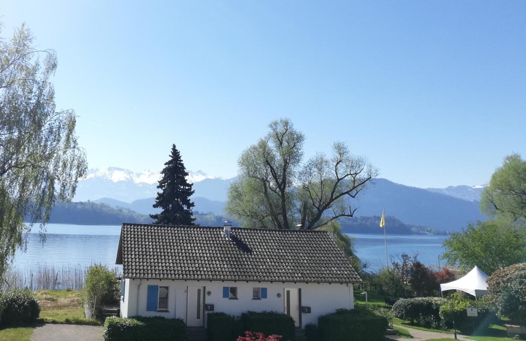 Classic Room with Lake View - Photo 2