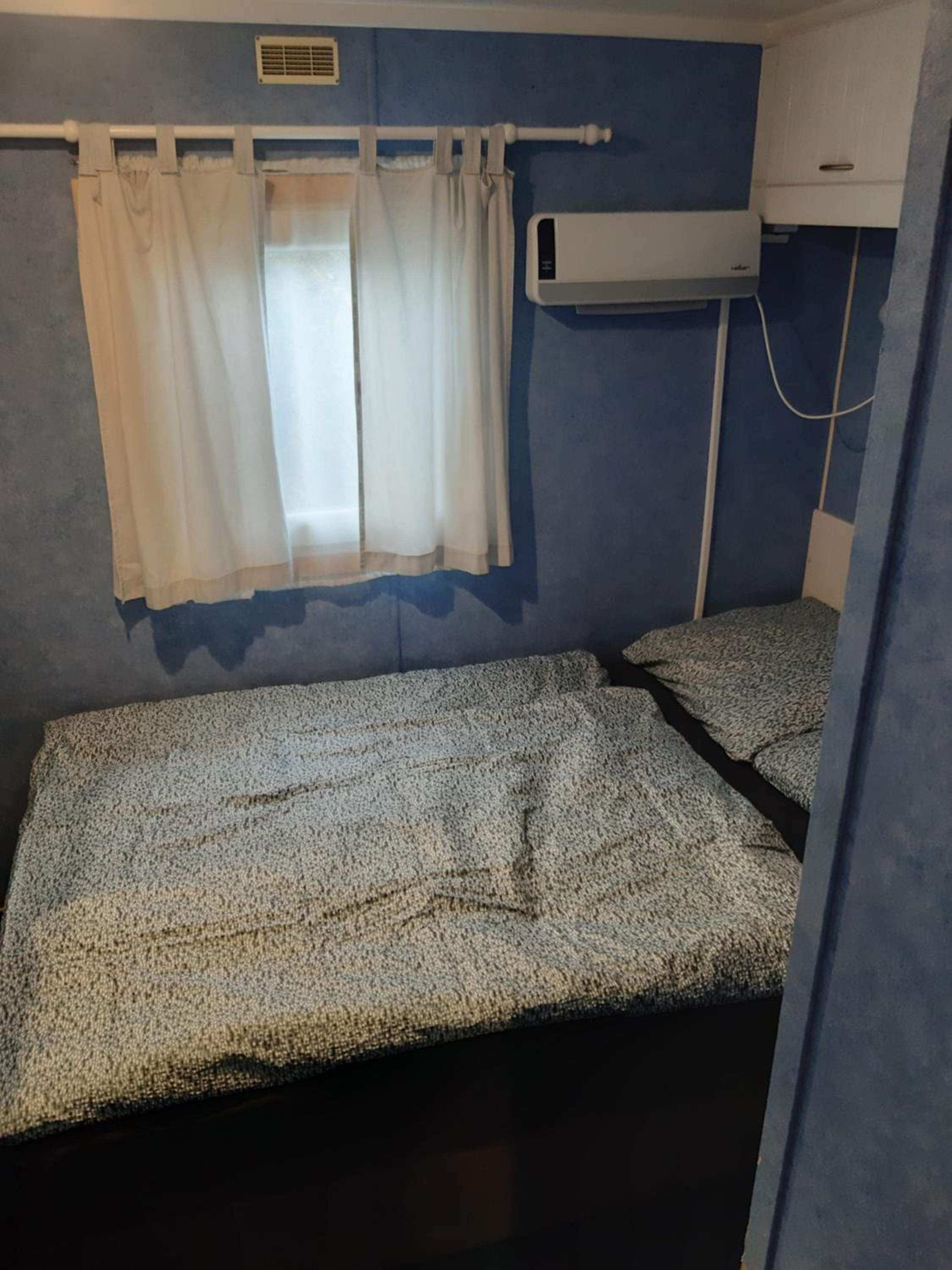 Two-Bedroom Apartment - Photo 2