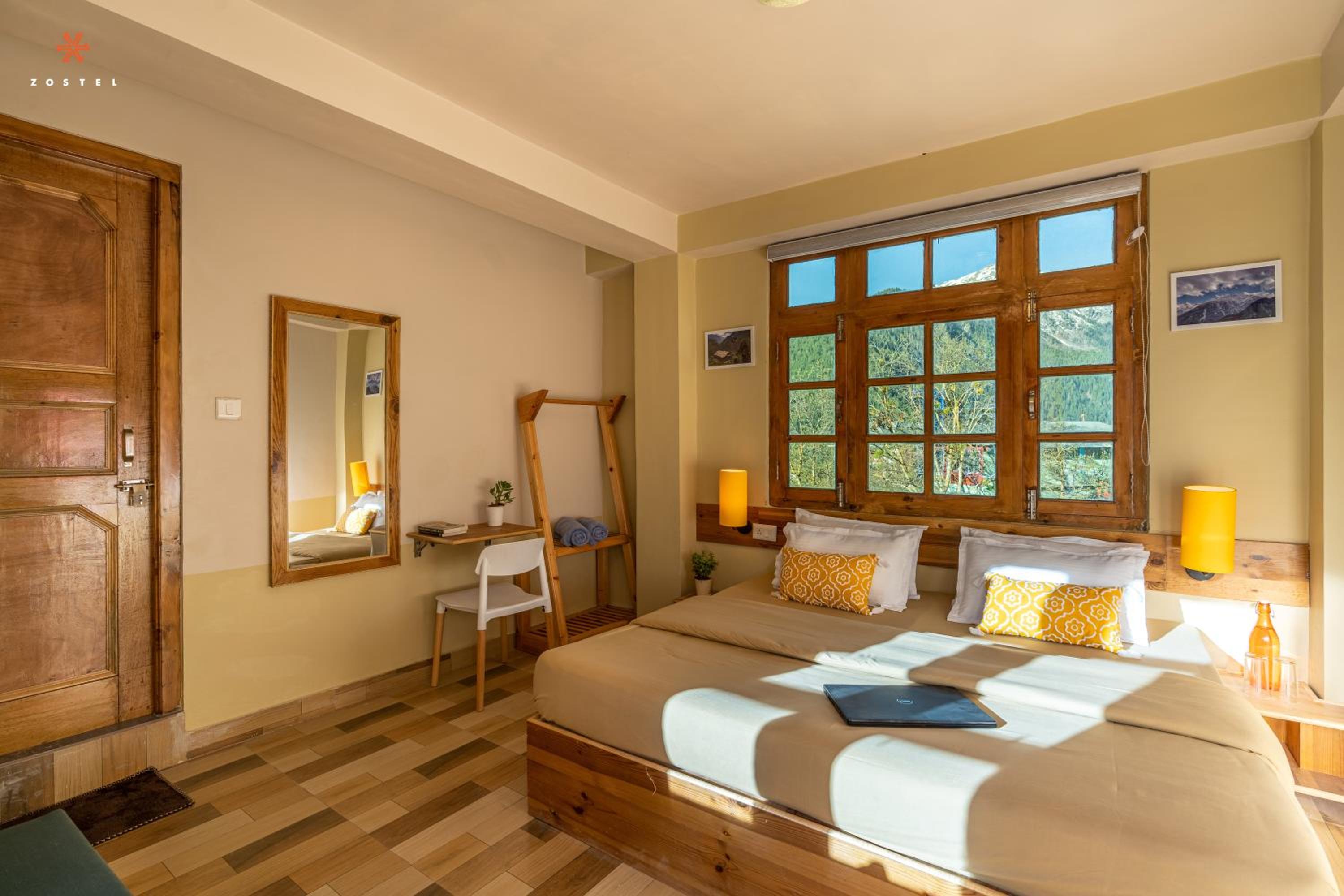 Deluxe Room - Photo 2