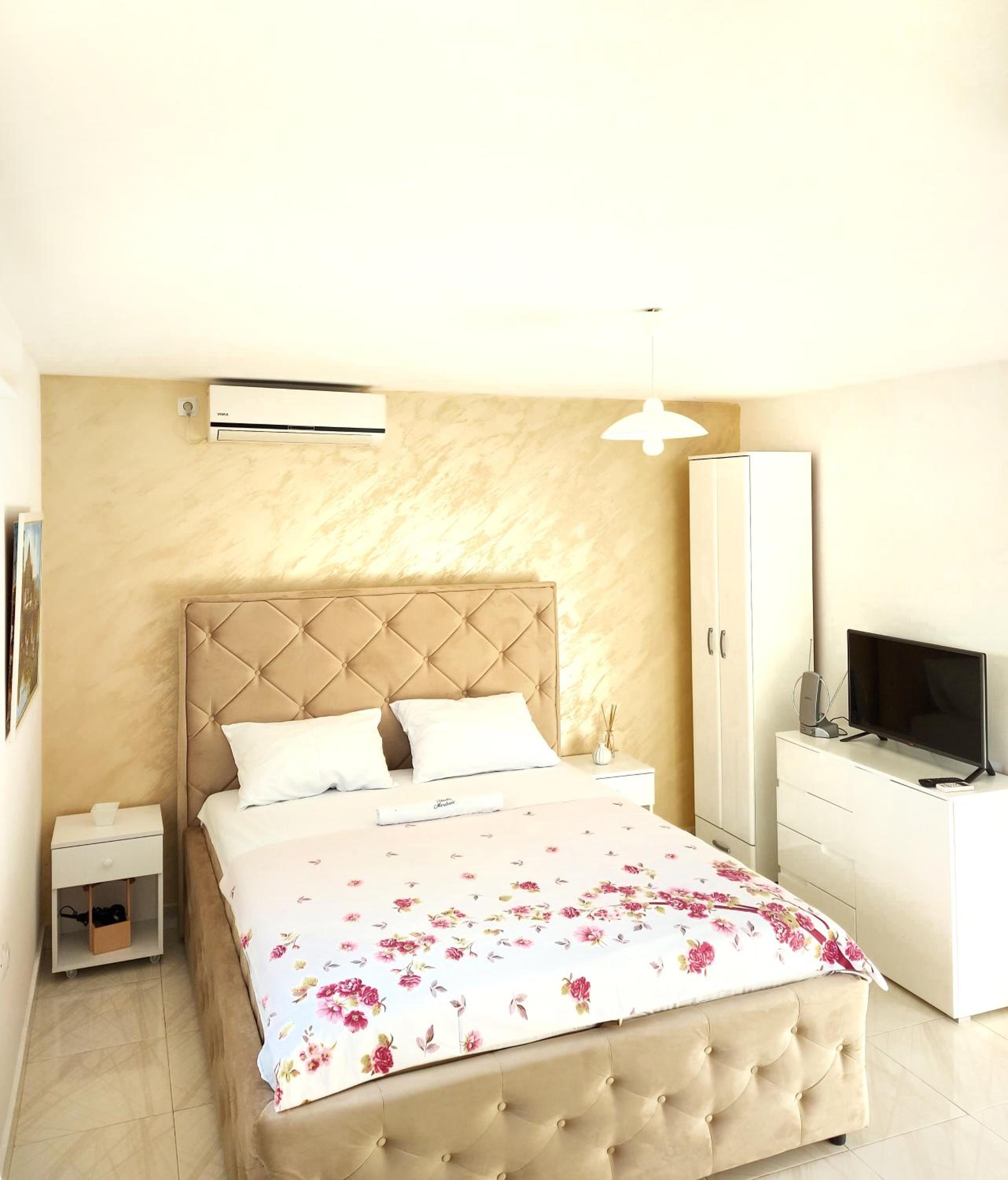 Bungalow - Water Front  photo 2