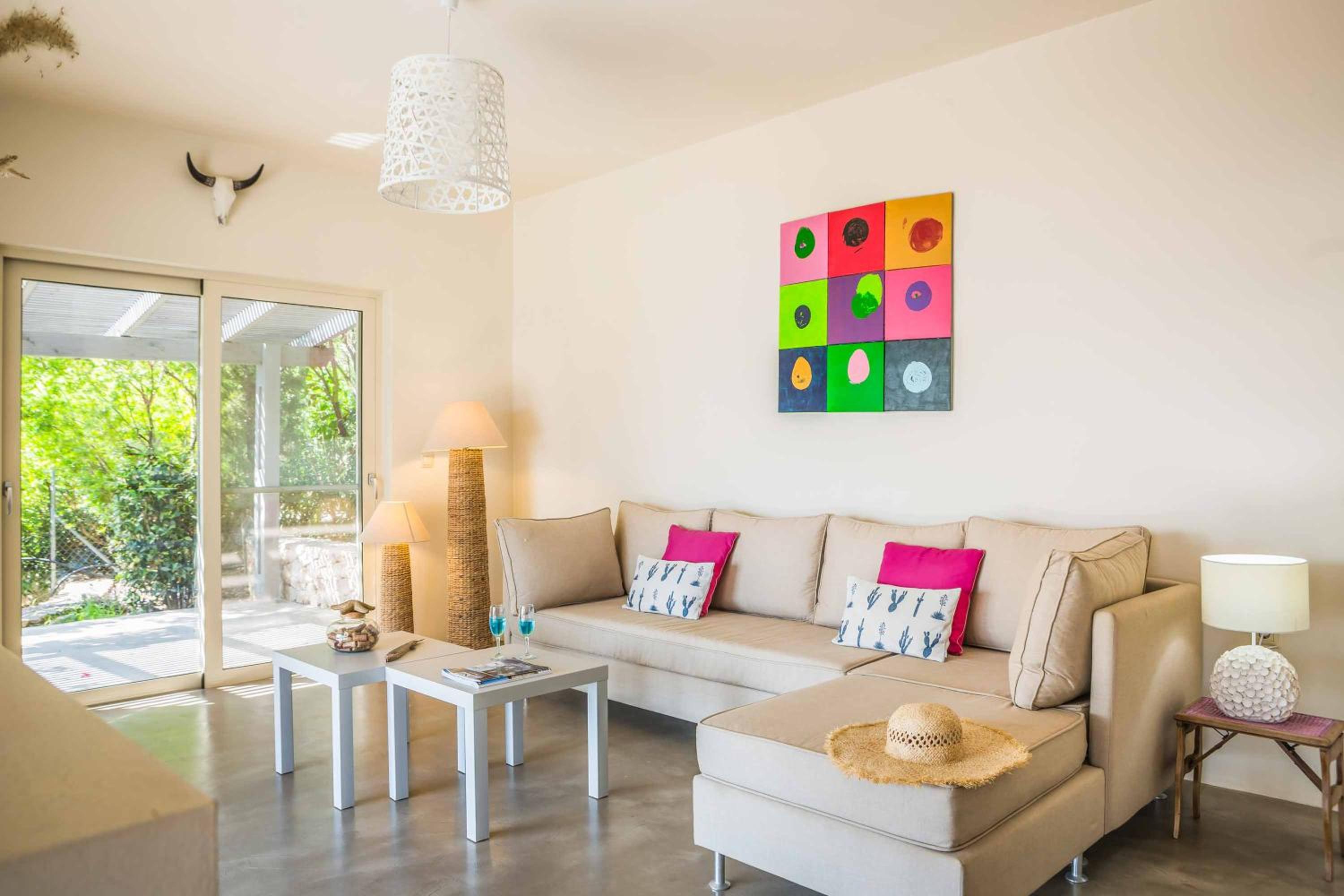 Villa photo 1