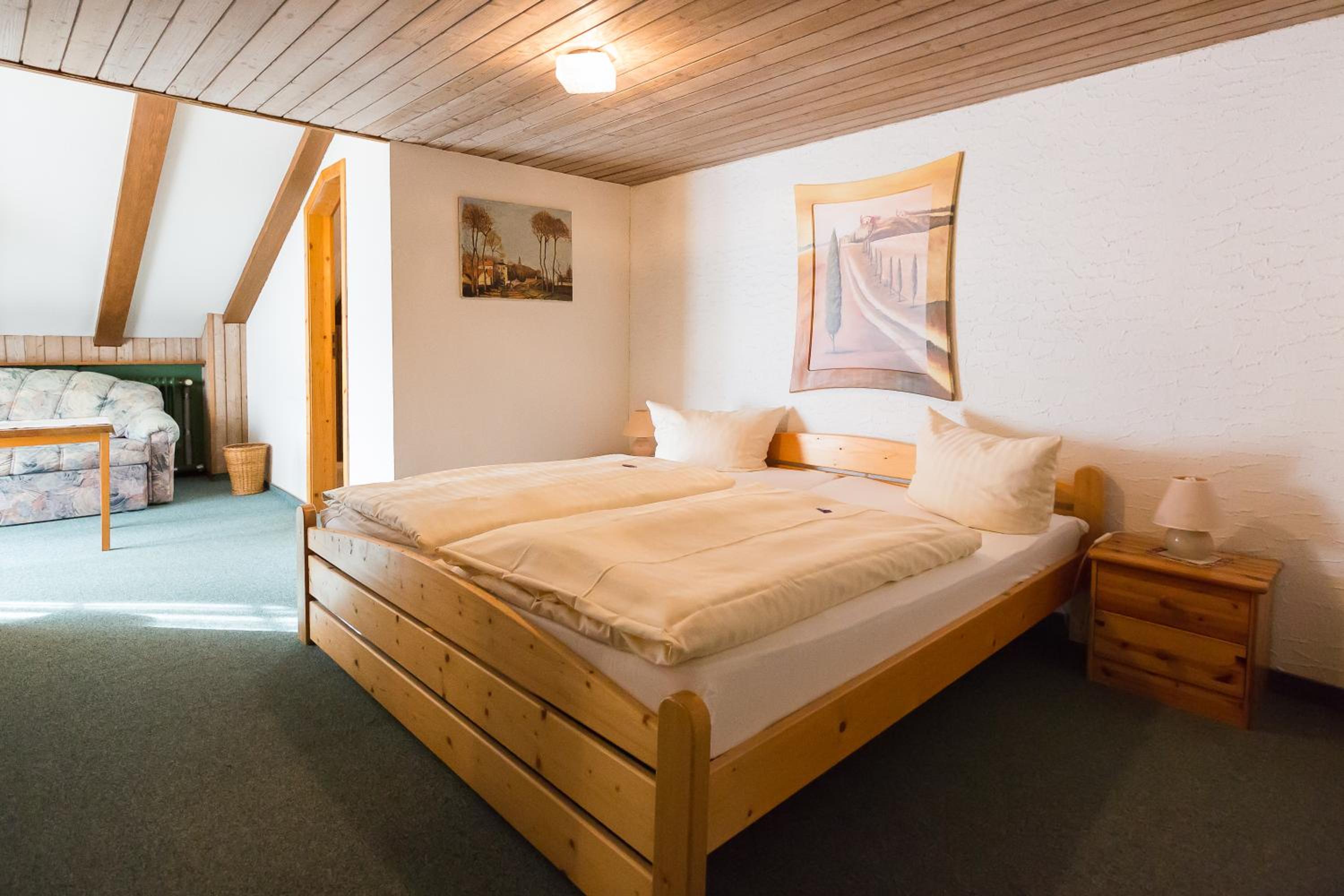 Double Room - Photo 10