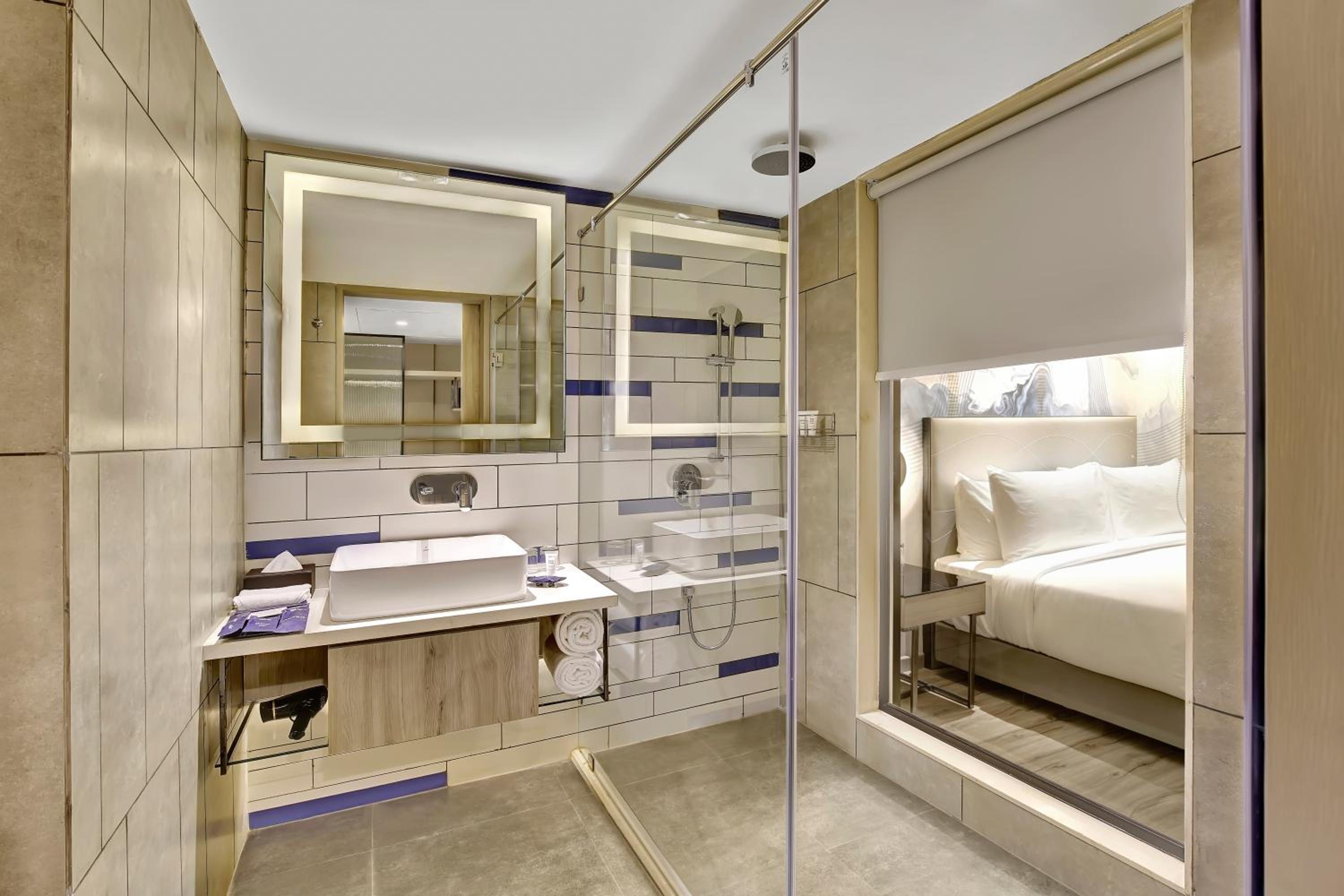 Superior Room - Photo 6