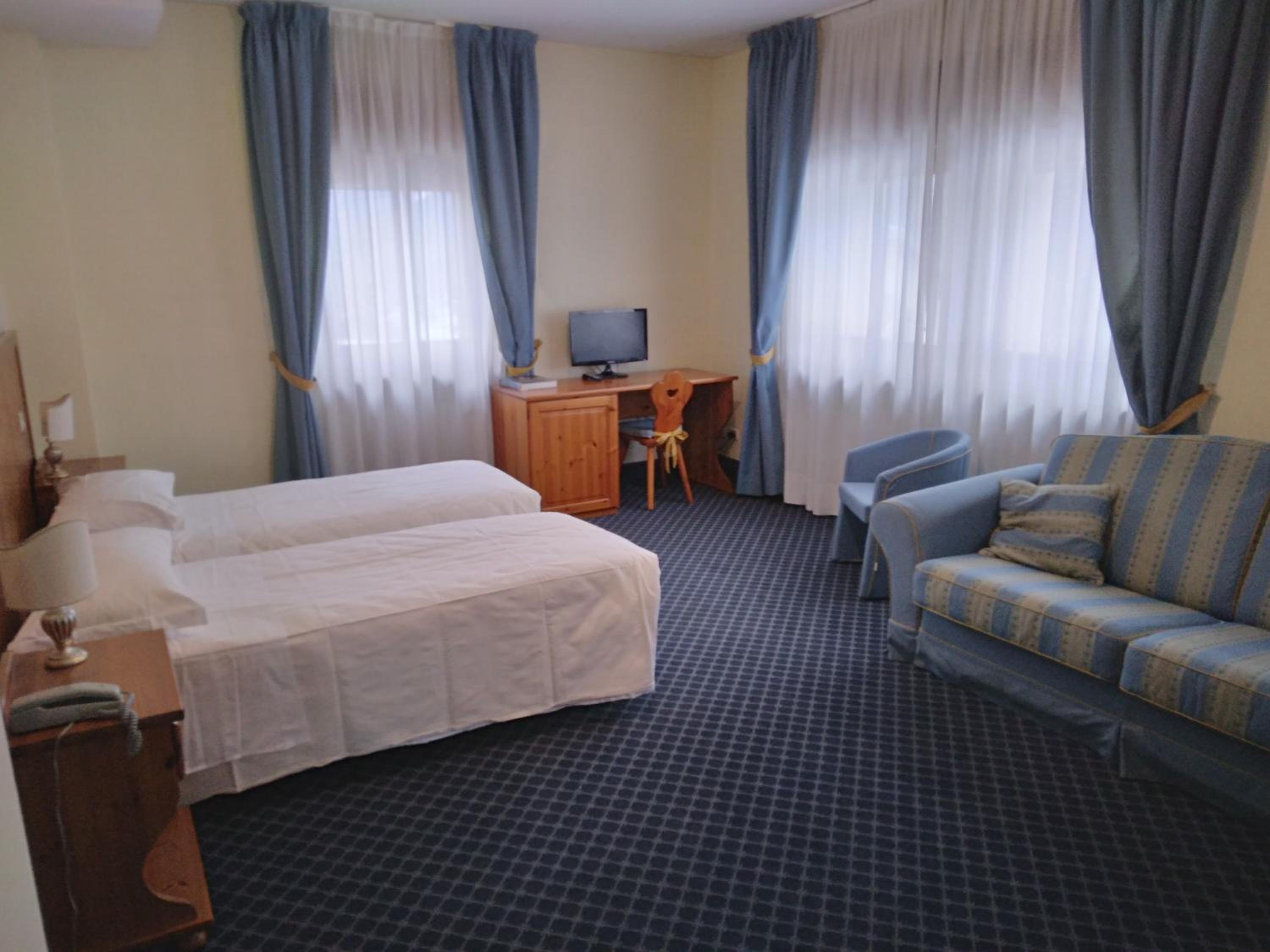 Junior Suite - Photo 8