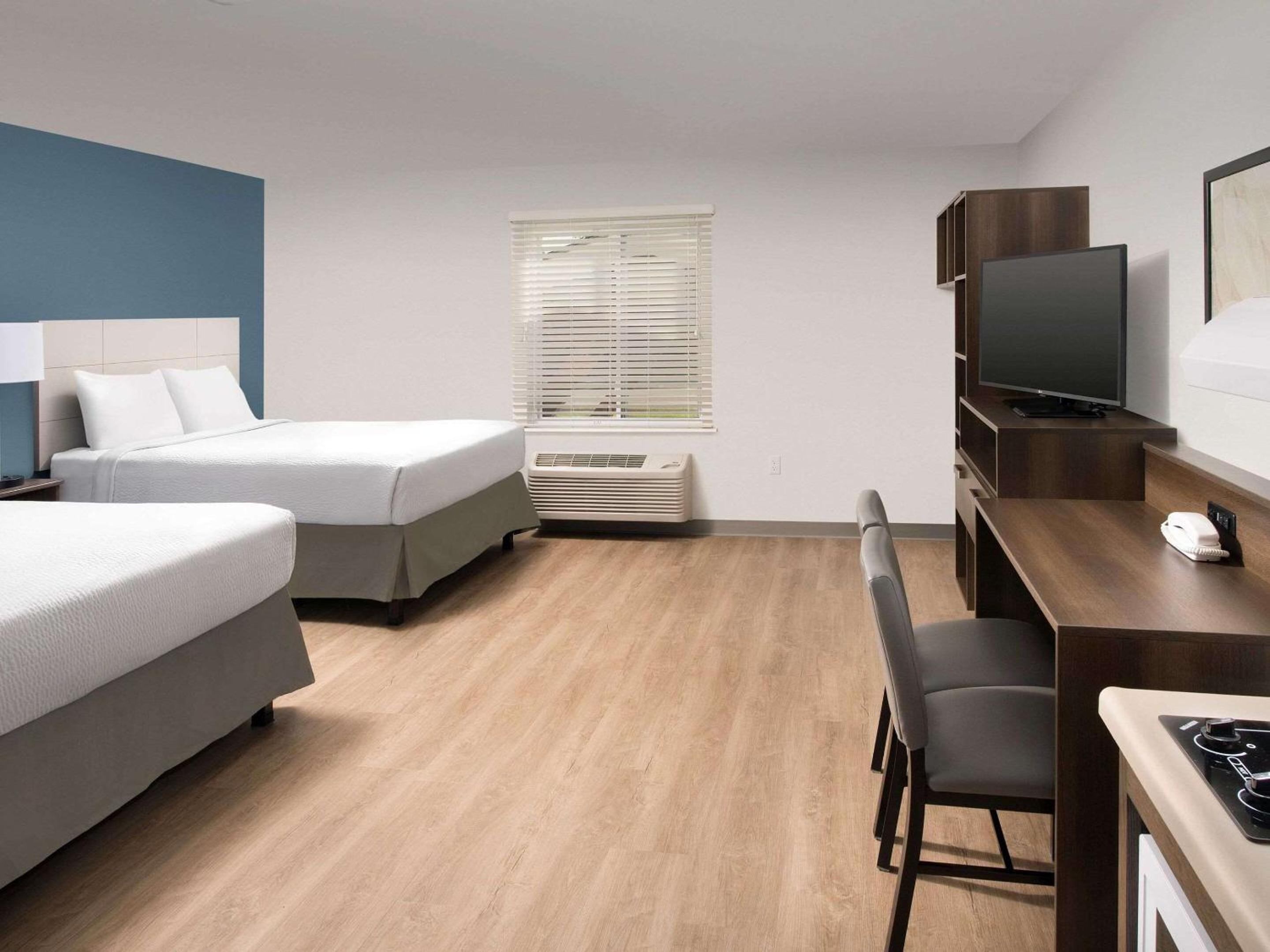 Standard Queen Room with Two Queen Beds - Non Smoking  - Photo 1