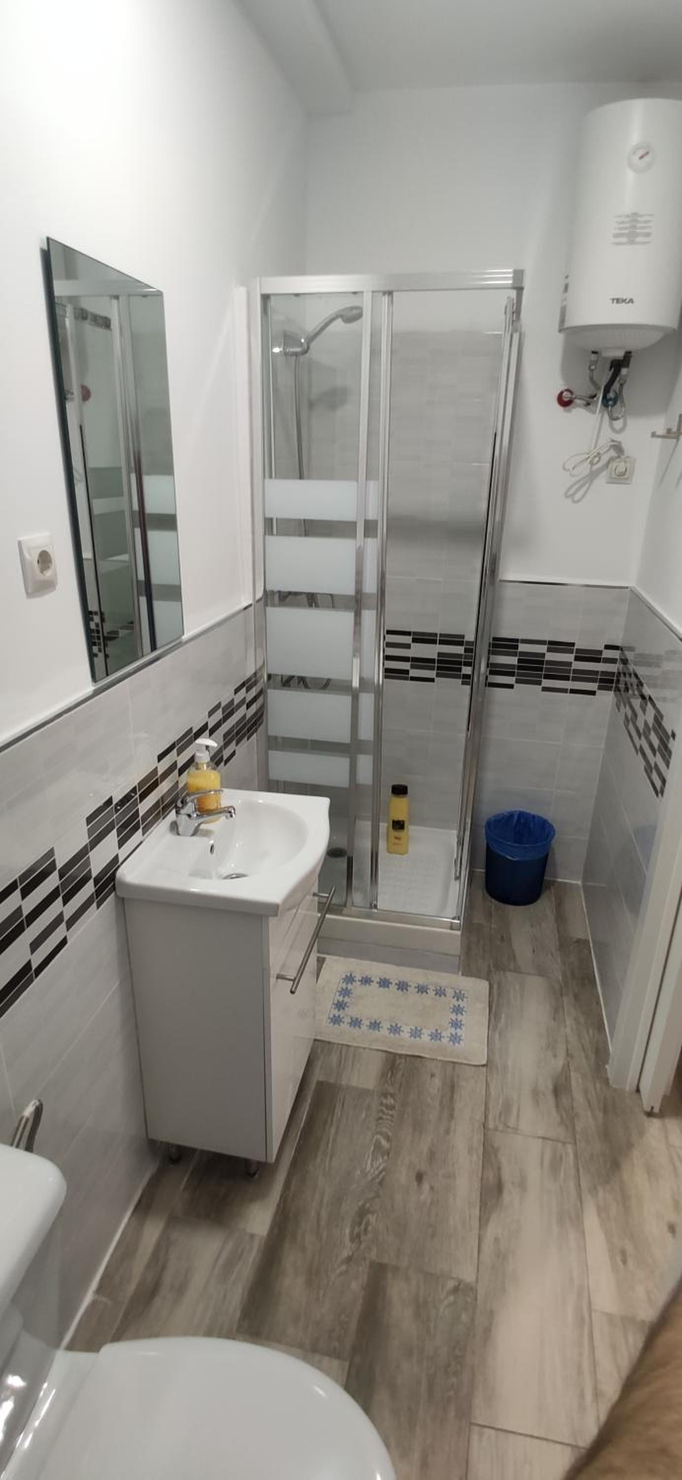 Triple Room with Private Bathroom photo 3