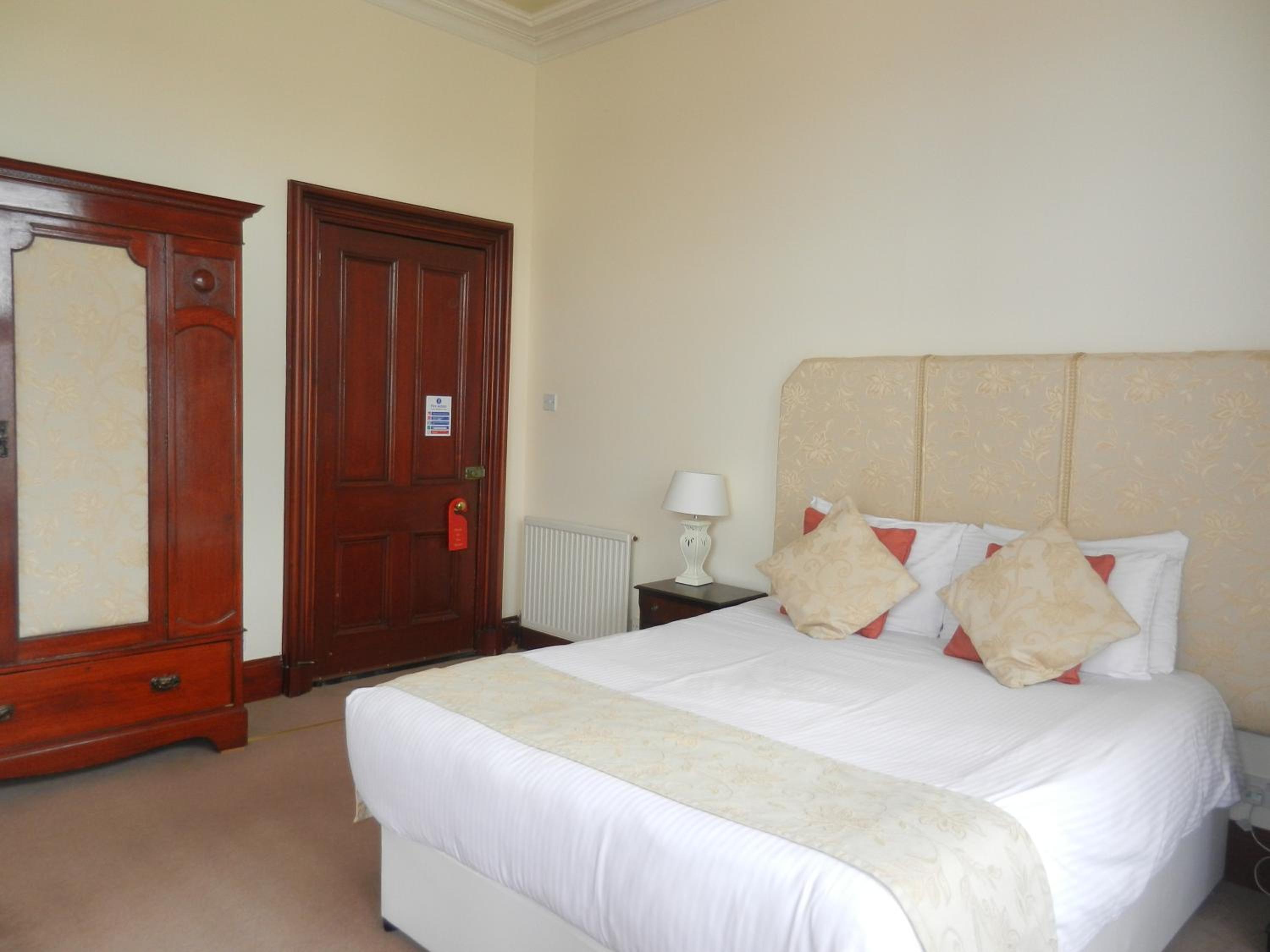 Superior Double Room - Non-Smoking - Photo 3