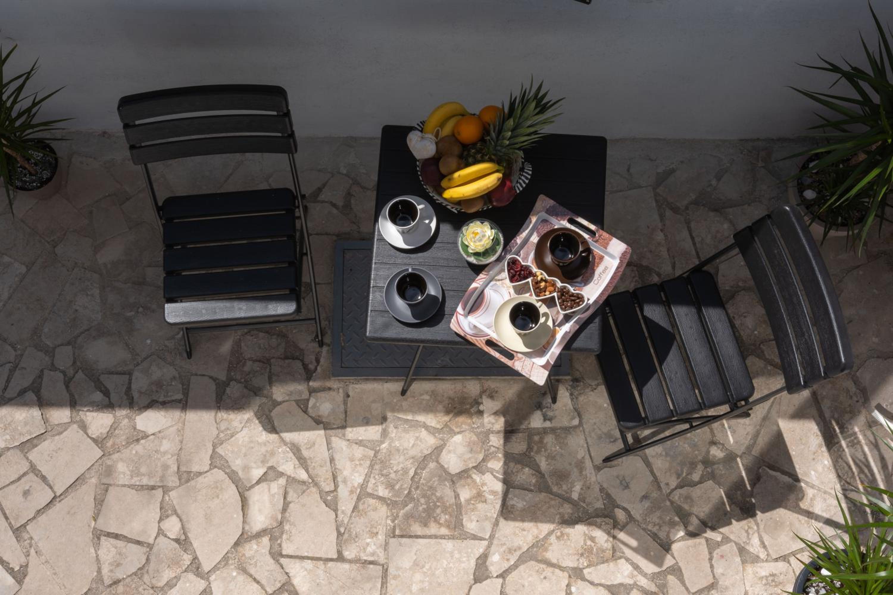 Apartment with Balcony - Photo 20