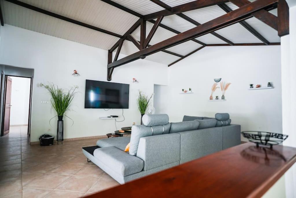 Three-Bedroom Villa photo 1