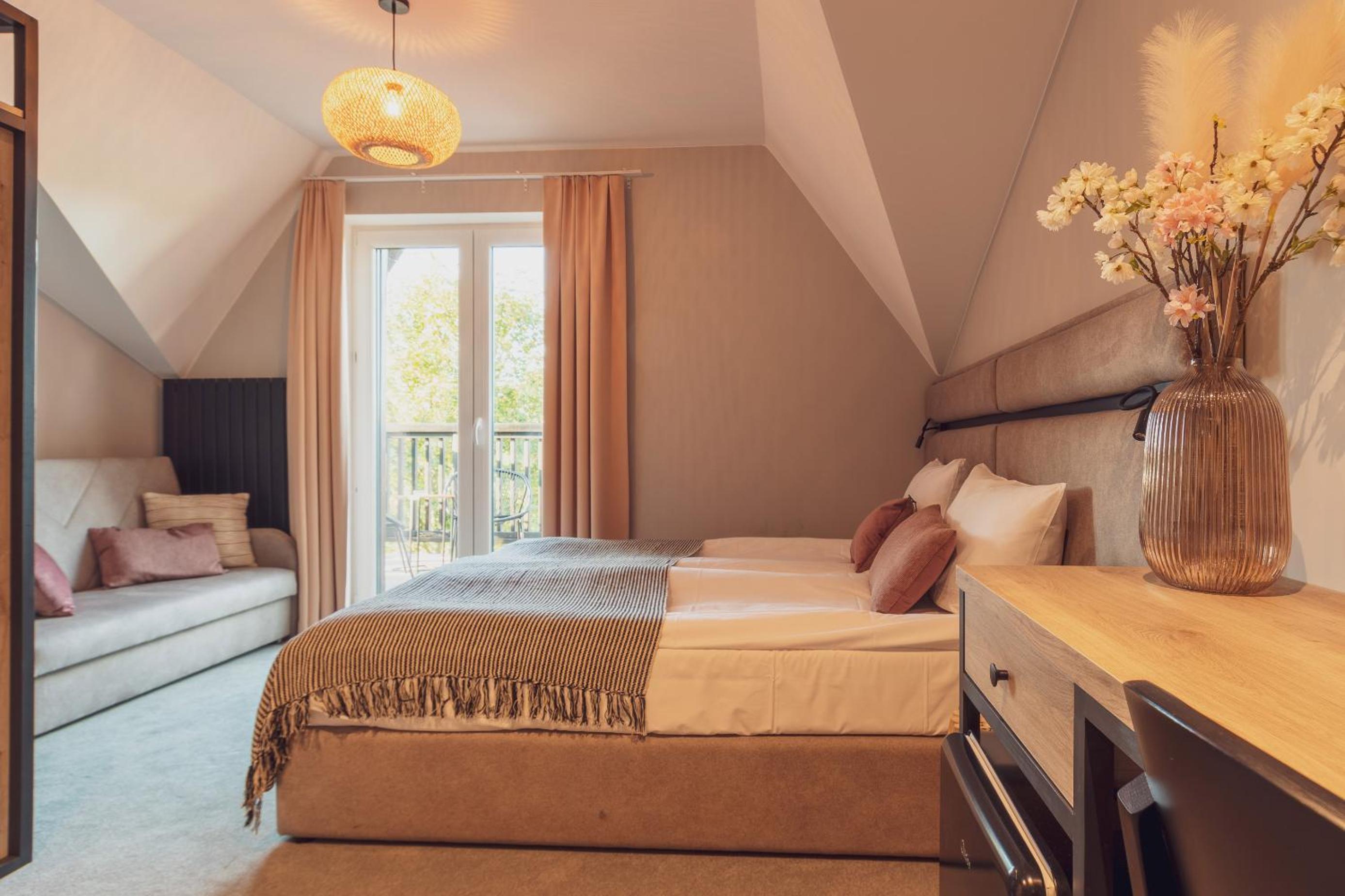 Triple Room with Terrace photo 3