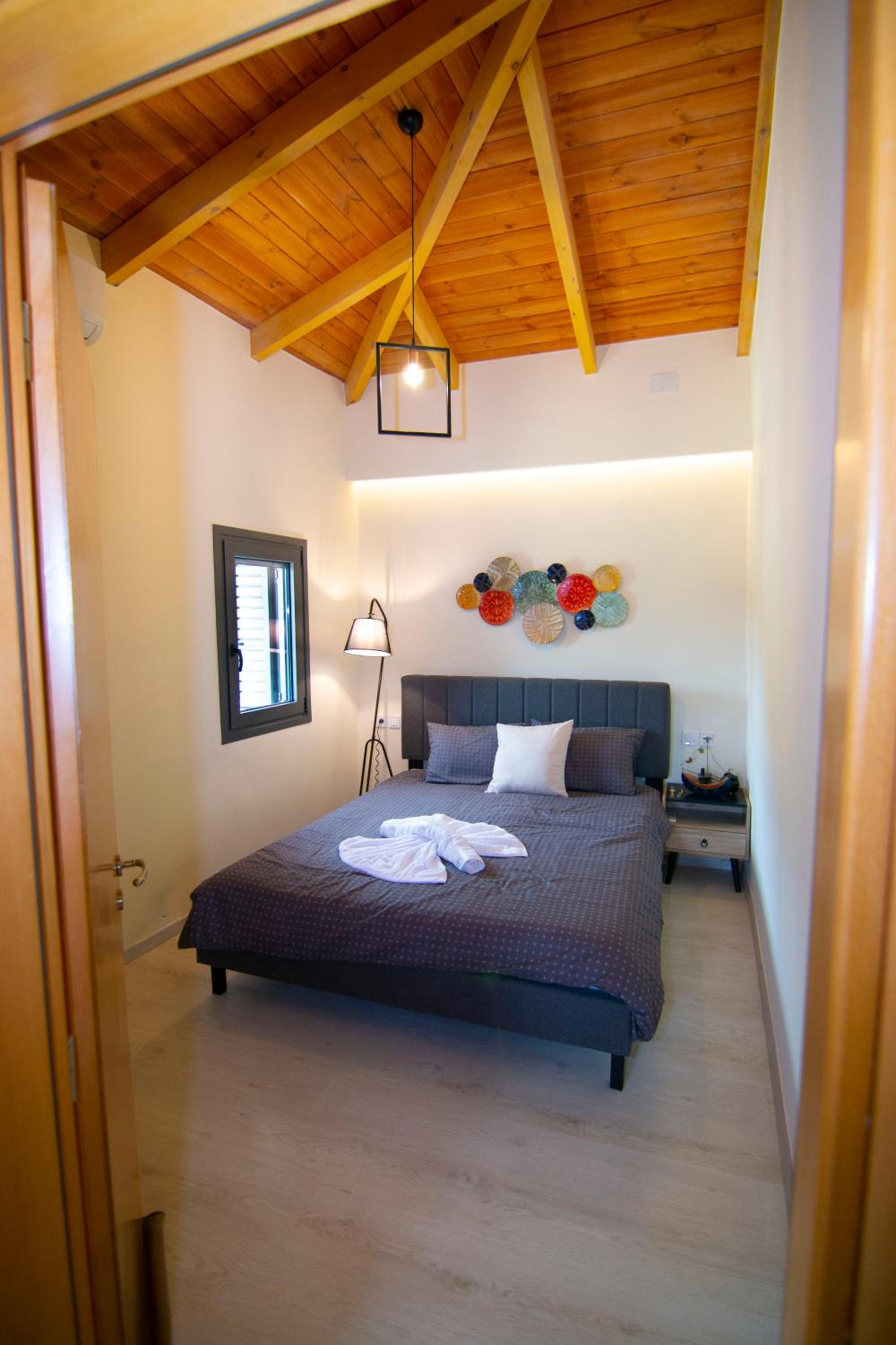Villa with Private Pool - Photo 10