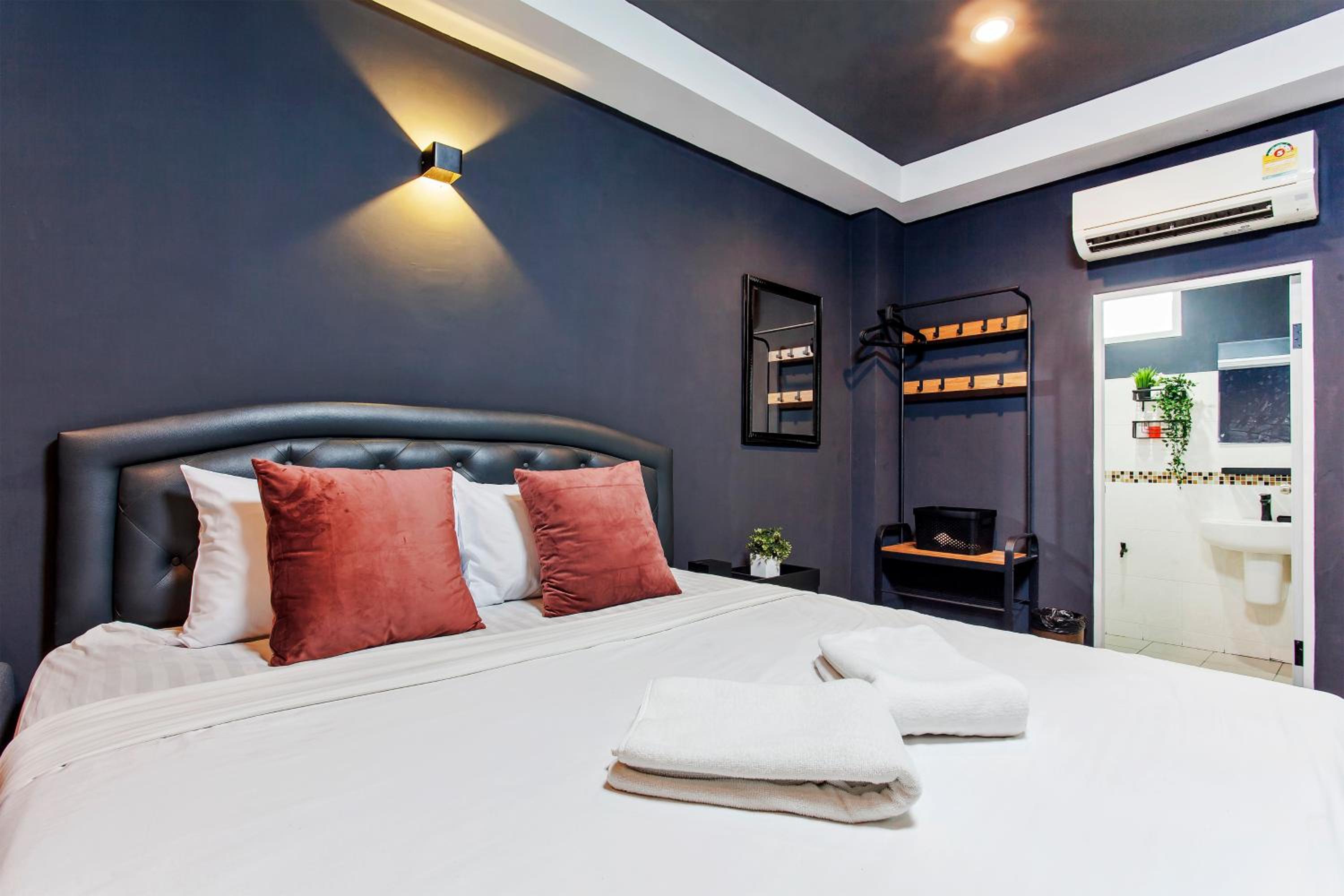 Superior King Room - Photo 1