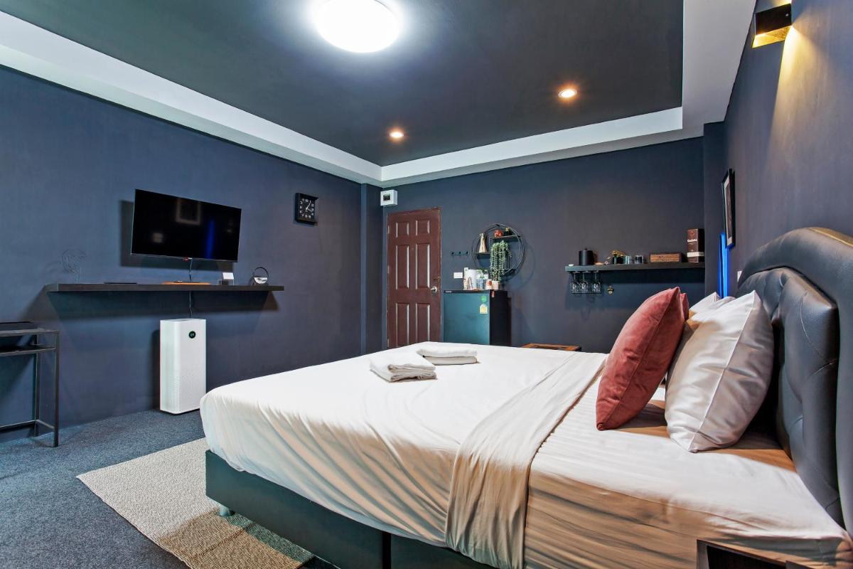 Superior King Room - Photo 4