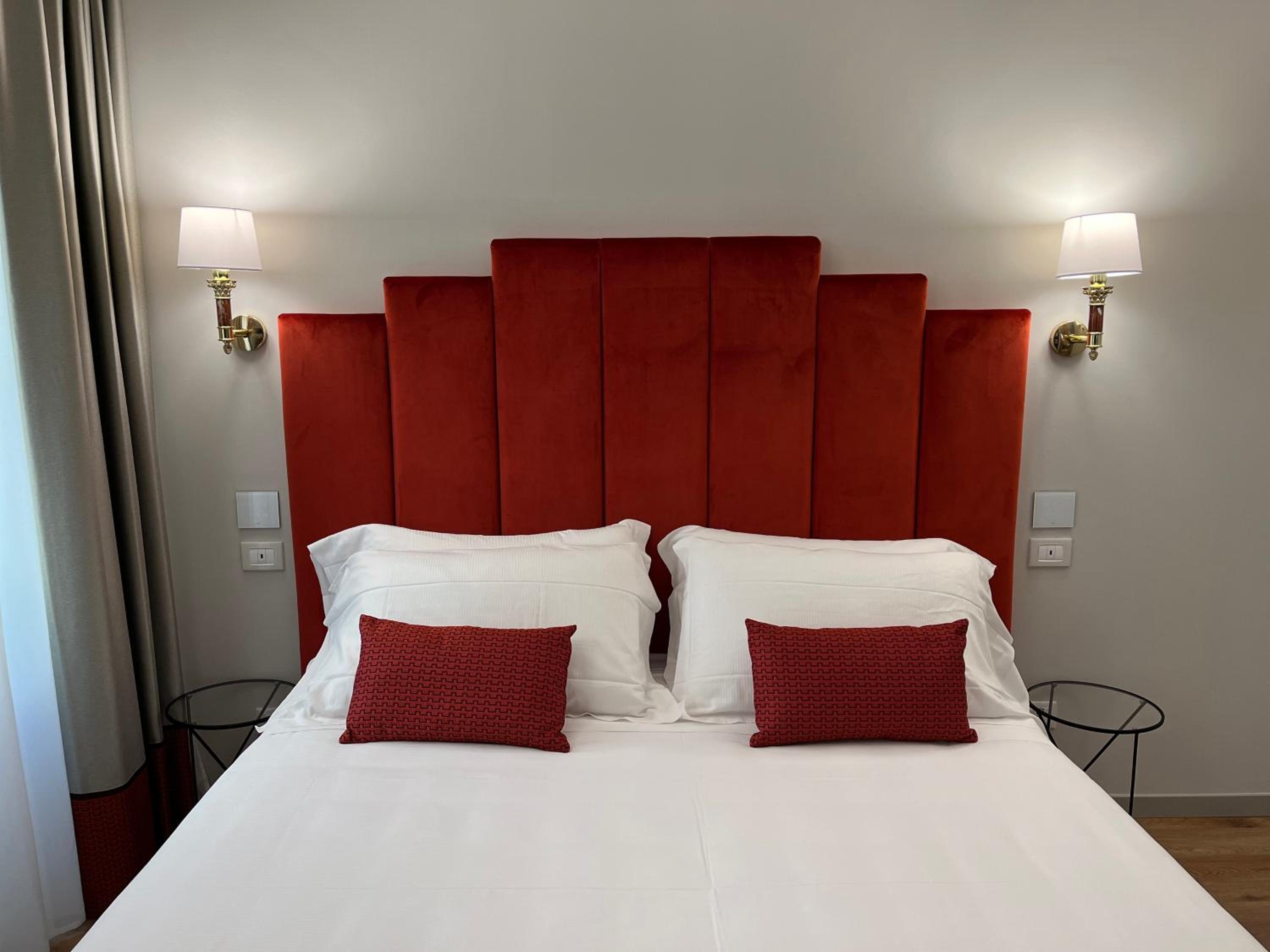 Superior Double or Twin Room with City View photo 1