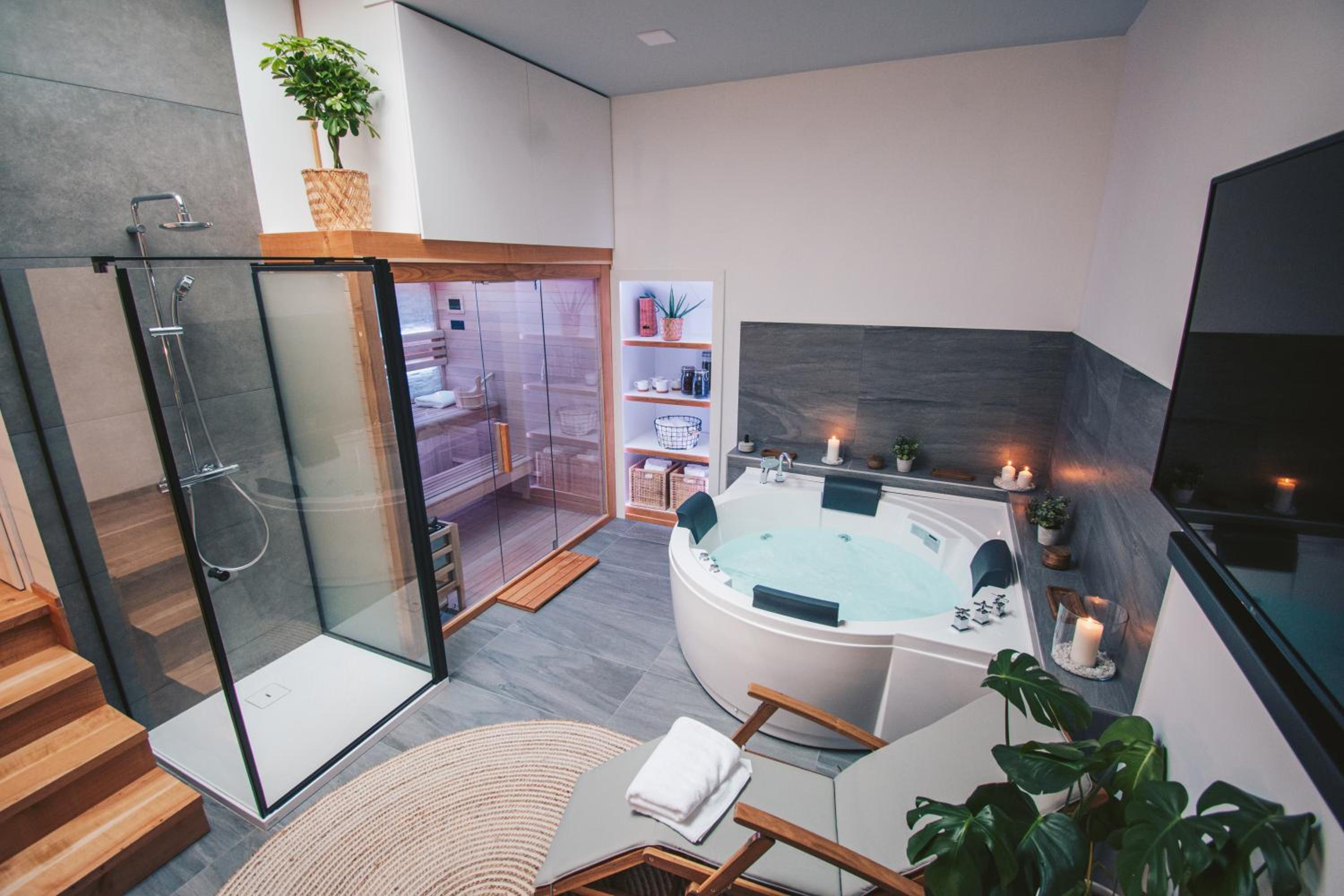 Suite with Sauna - Photo 11