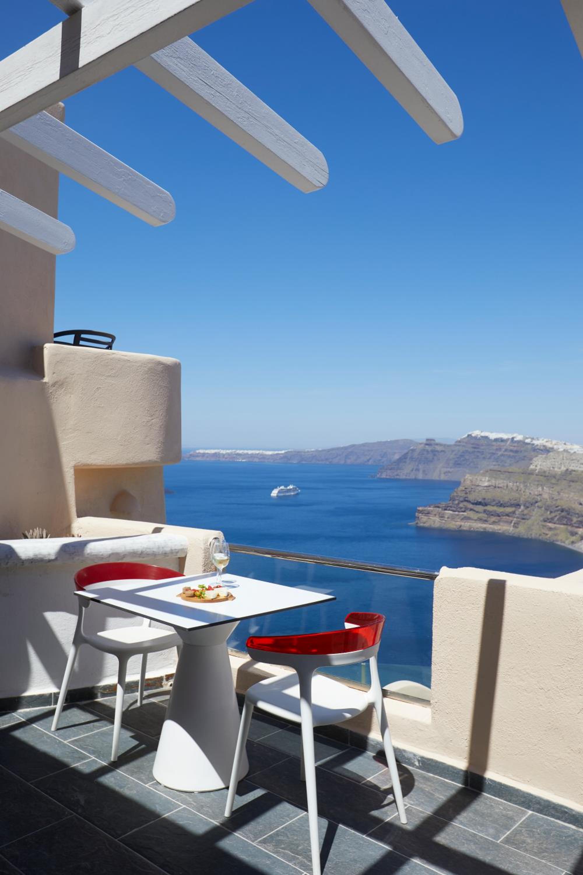 Elegant Suite Caldera View - Photo 19