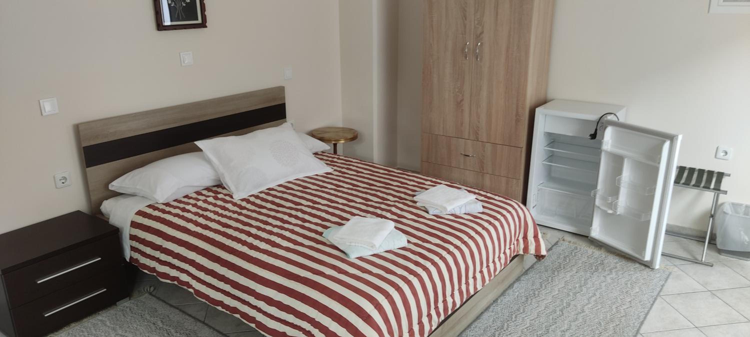 Deluxe Room - Photo 2