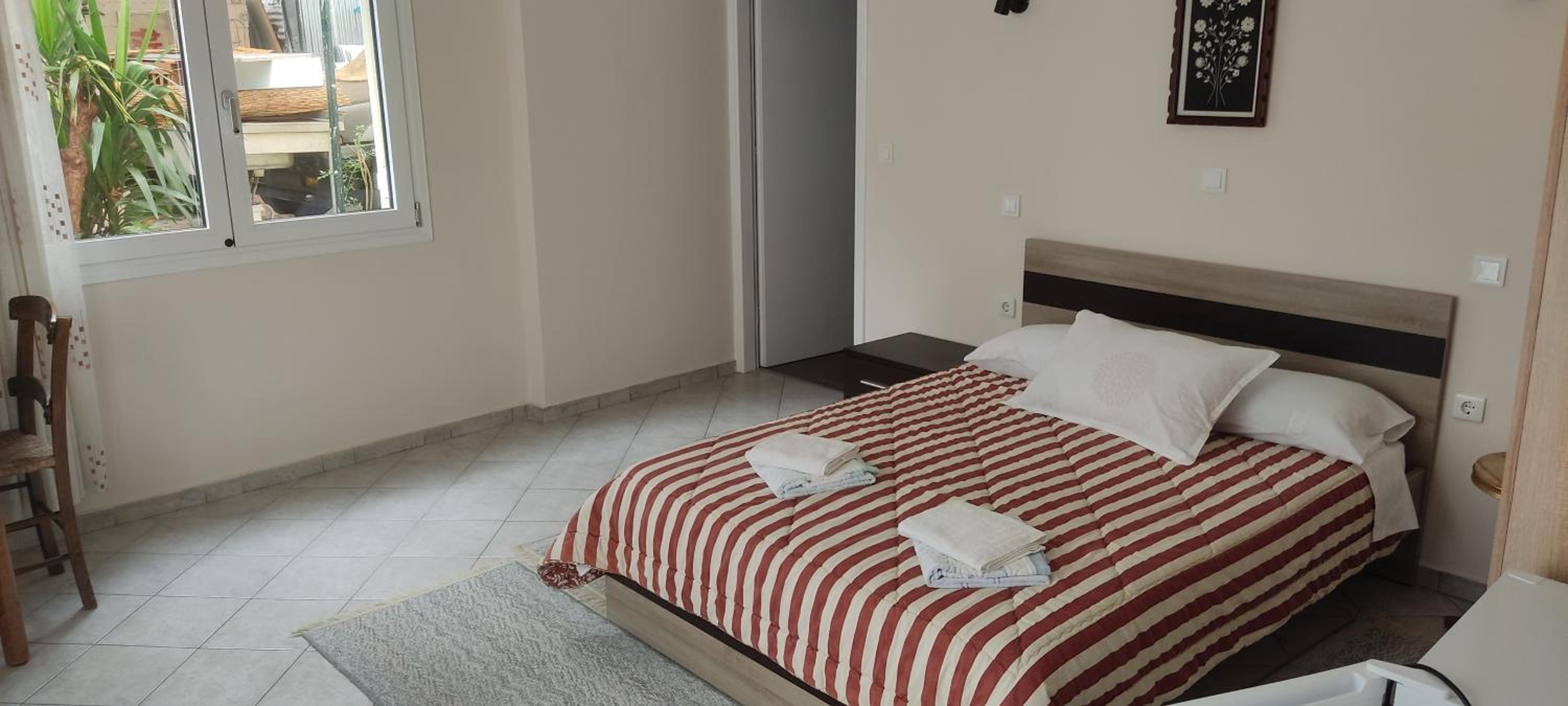 Deluxe Room - Photo 3