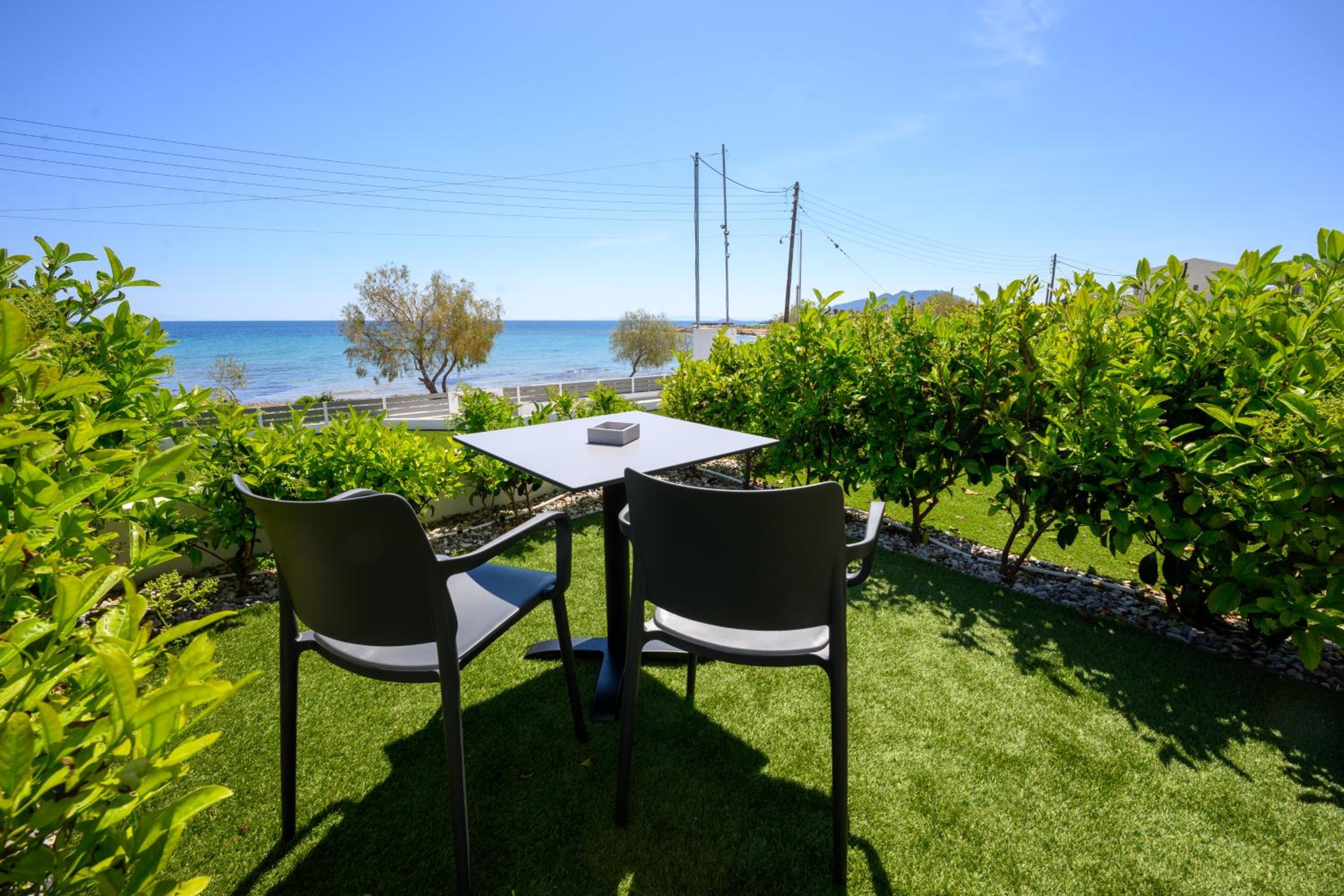 Studio with Sea View photo 3