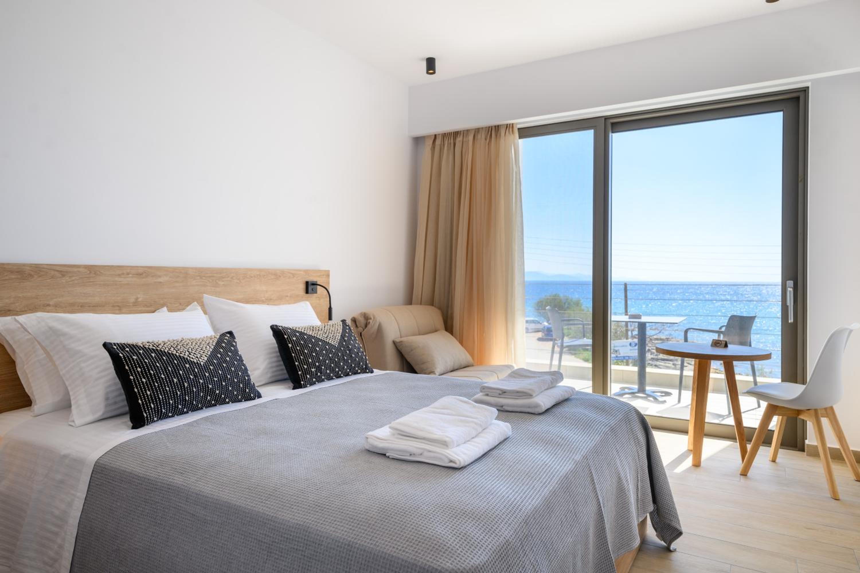 Studio with Sea View photo 2