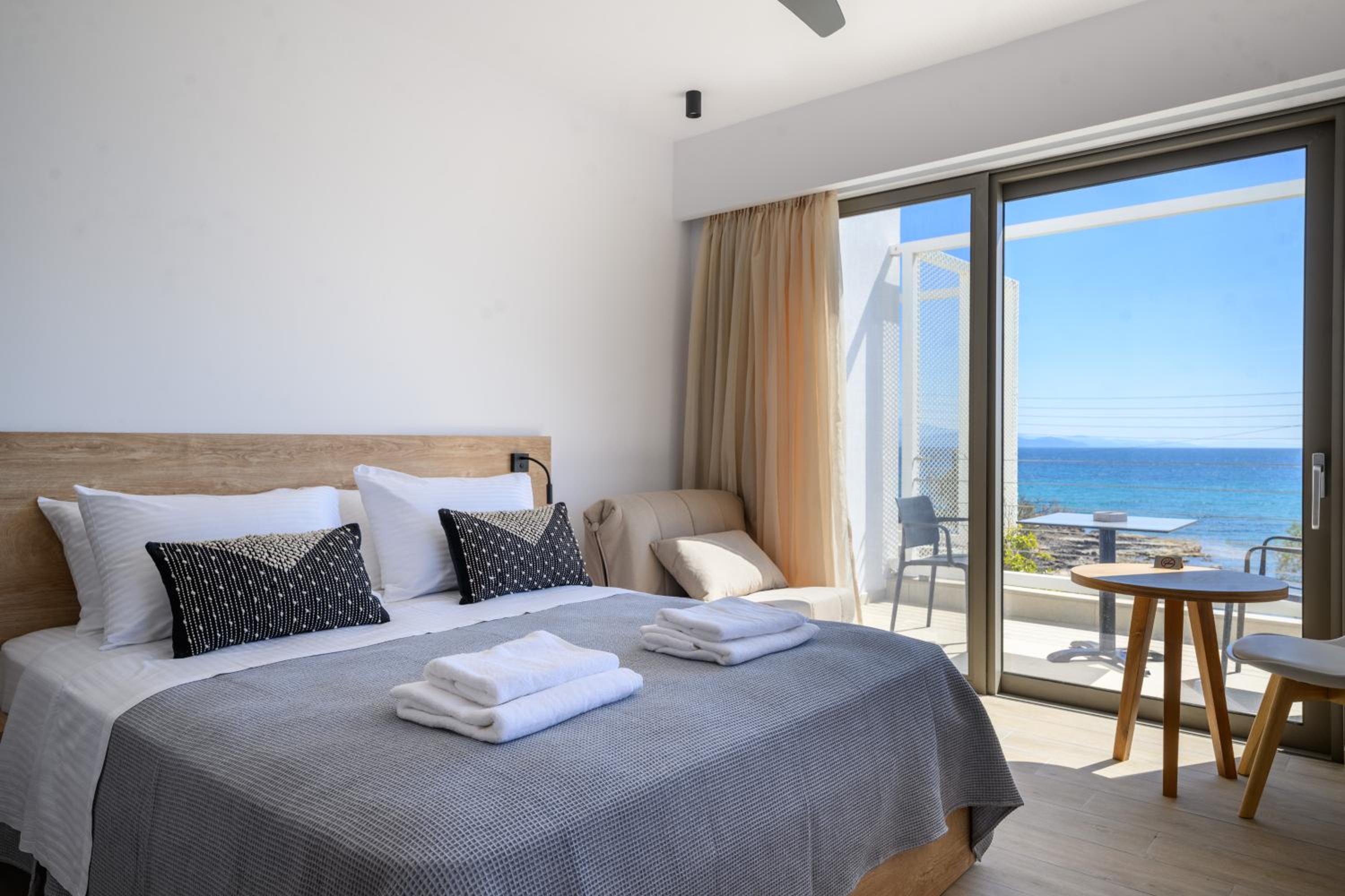 Studio with Sea View