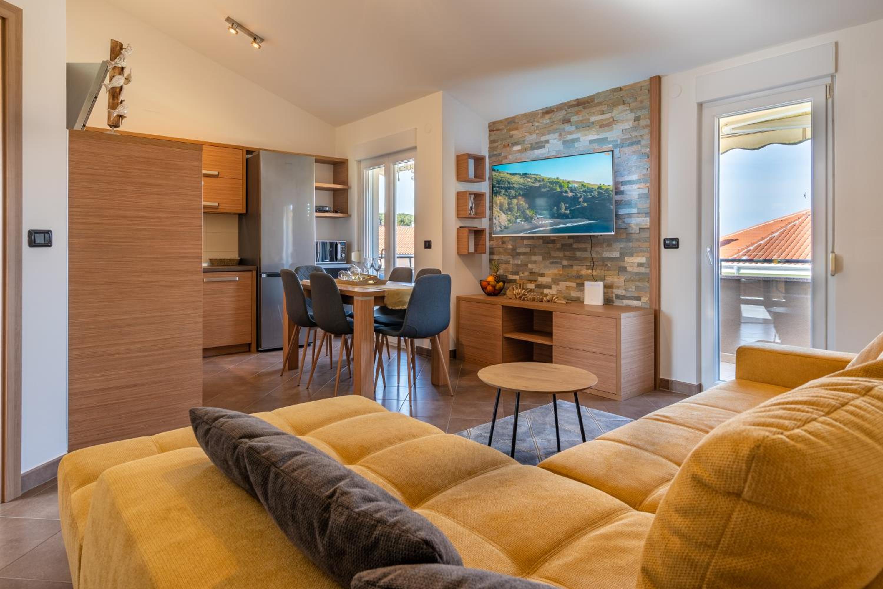 Three-Bedroom Apartment photo 1