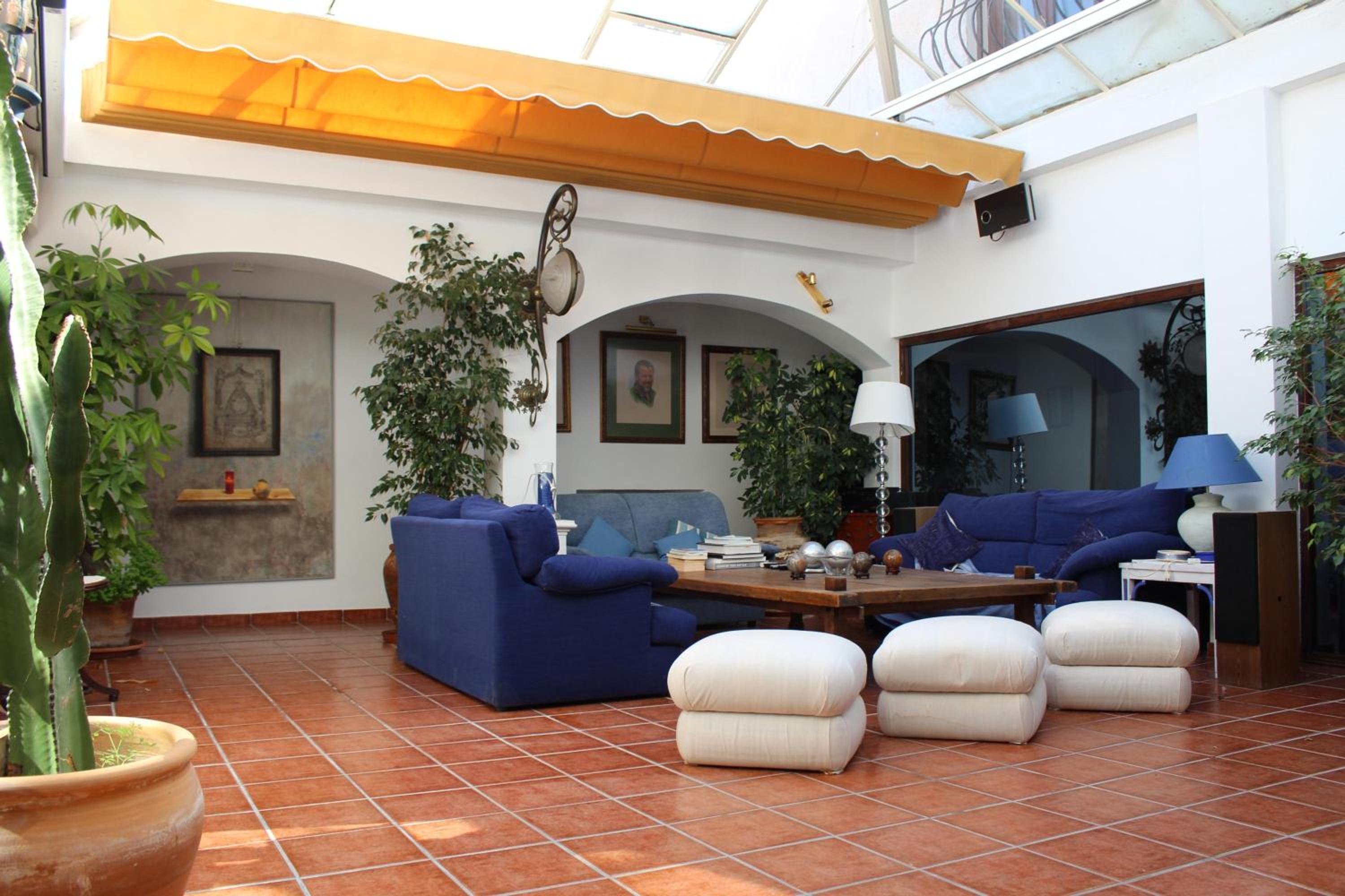 Casa de Seis Habitaciones