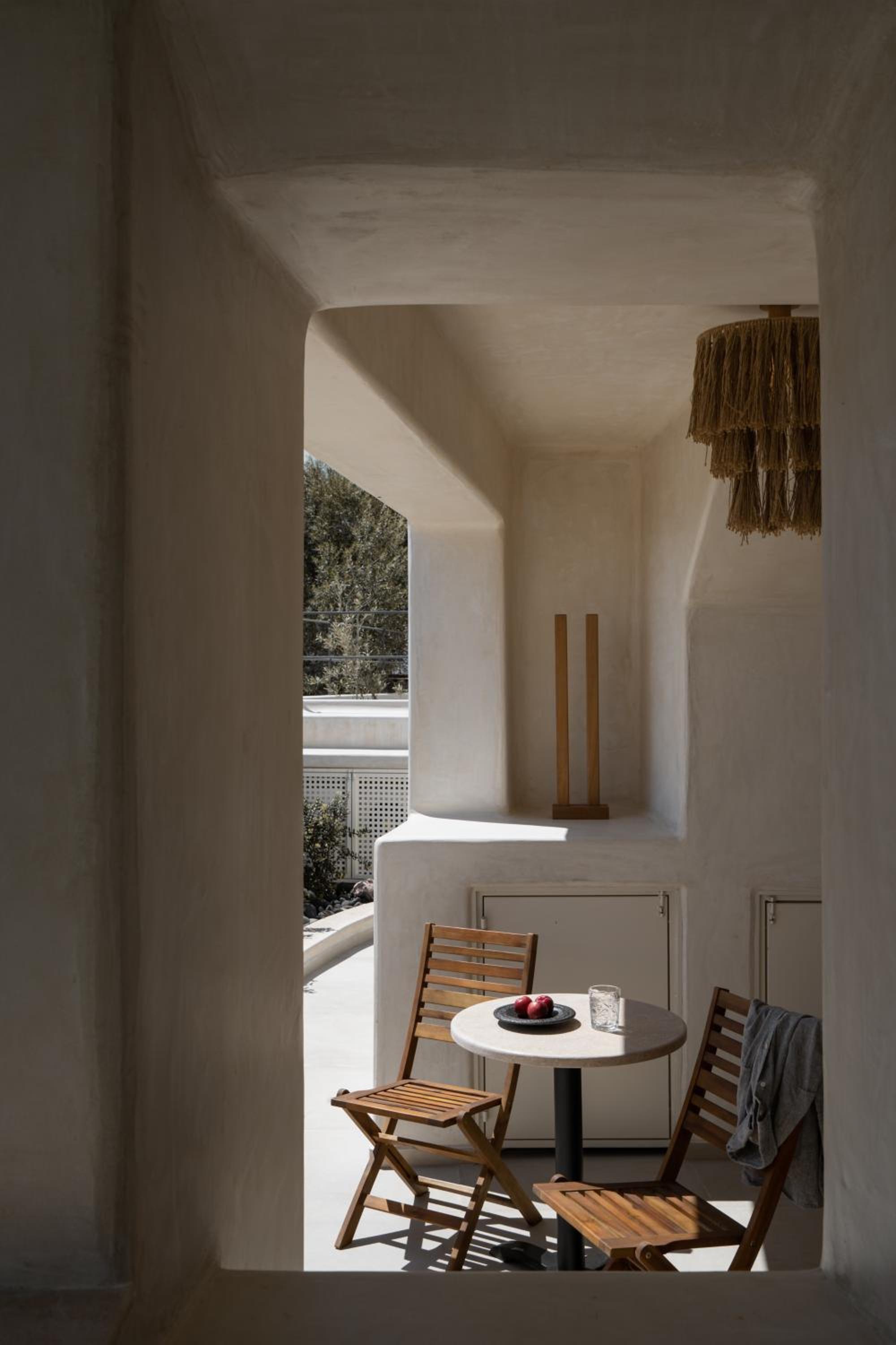 Deluxe Suite - Photo 7