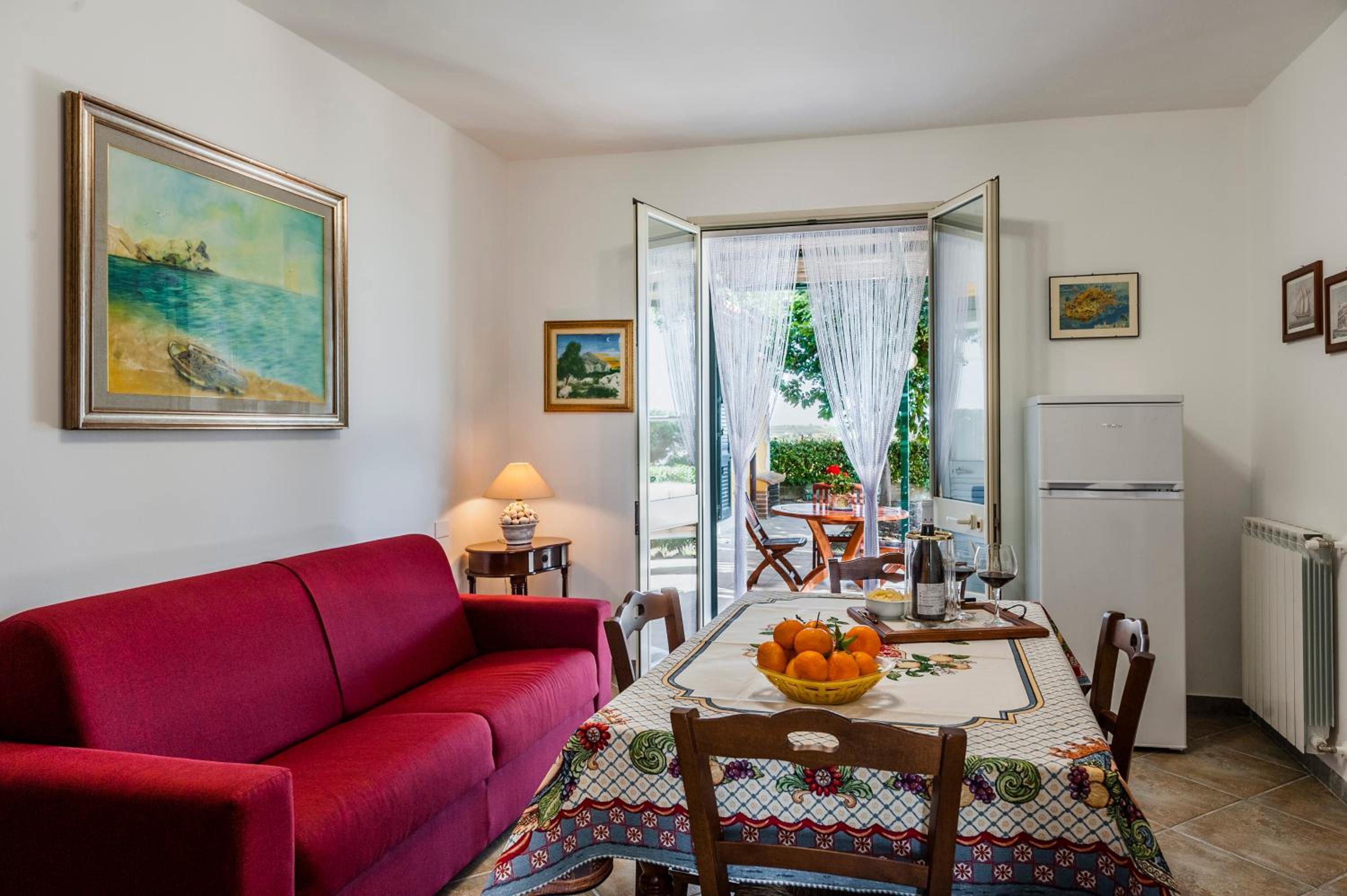 Apartment with Garden View