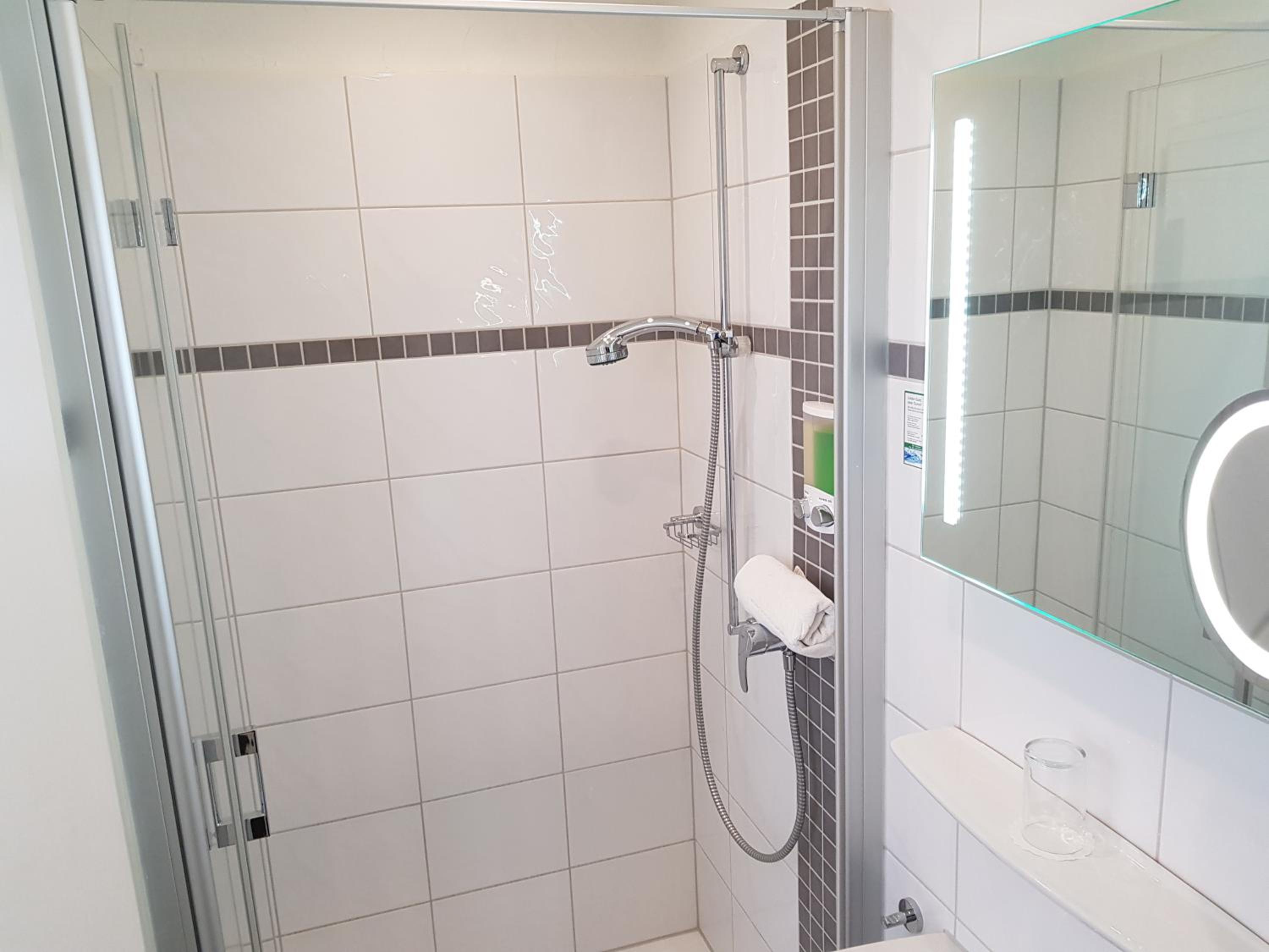 Single Room photo 3