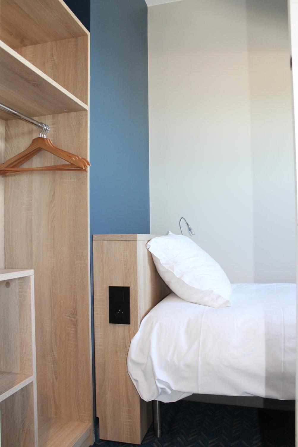 Triple Room with Sea View - Photo 4