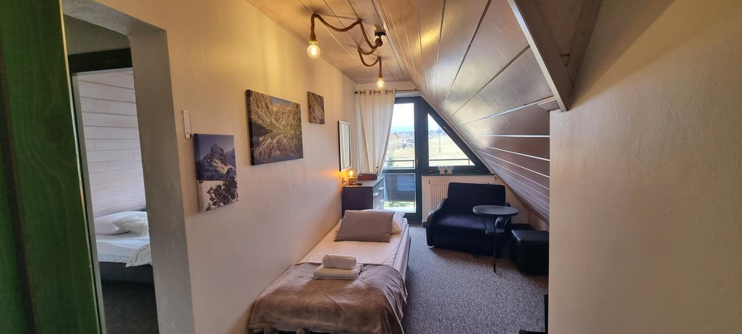 Triple Room with Balcony photo 1