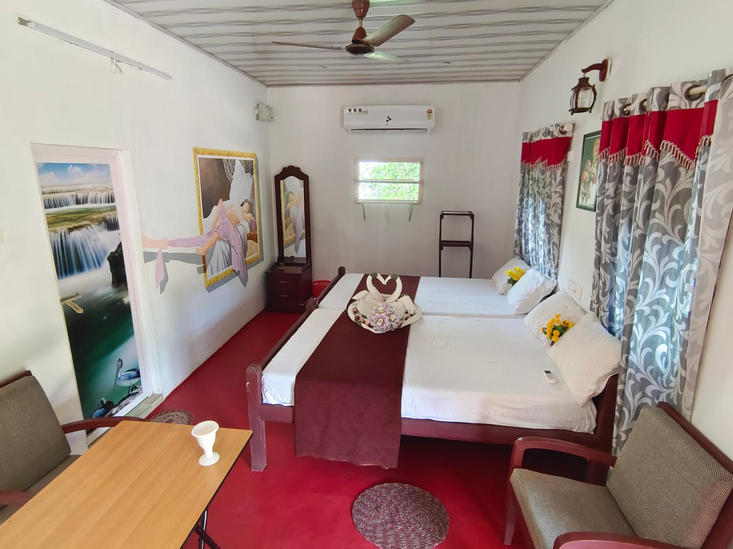 Large Double or Twin Room - Photo 20