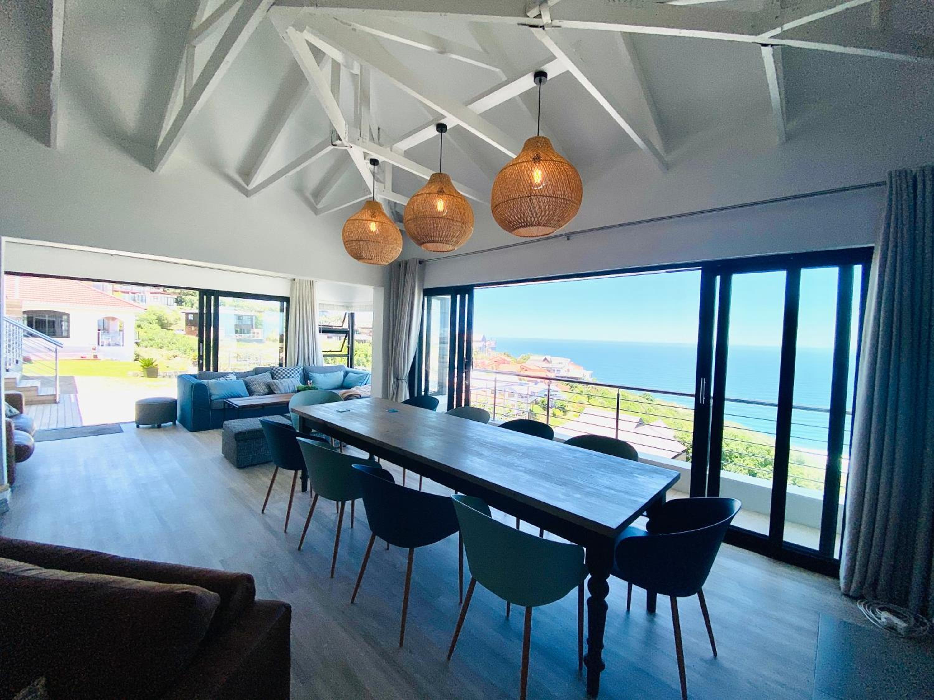 Five-Bedroom House - Photo 43