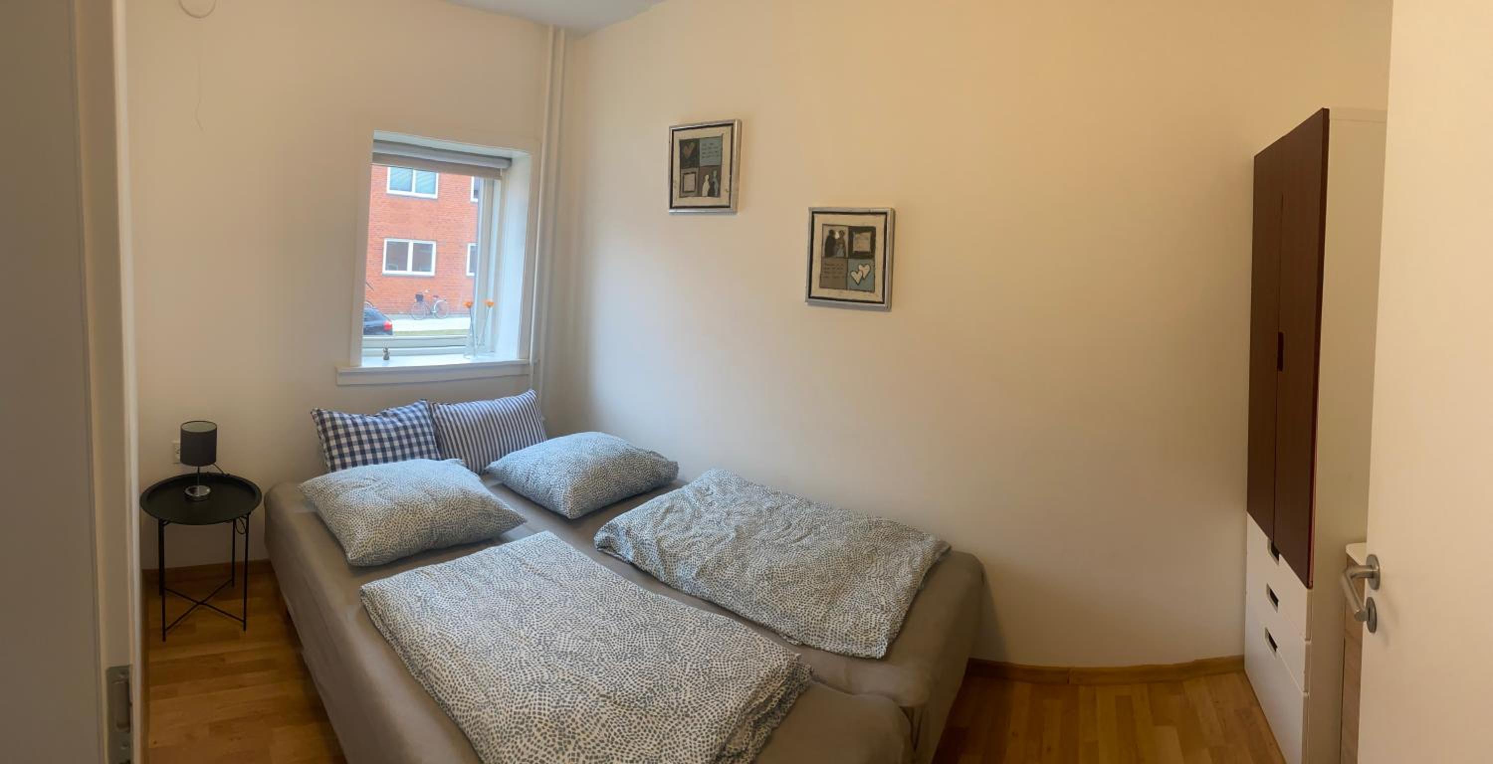 One-Bedroom Apartment - Photo 4