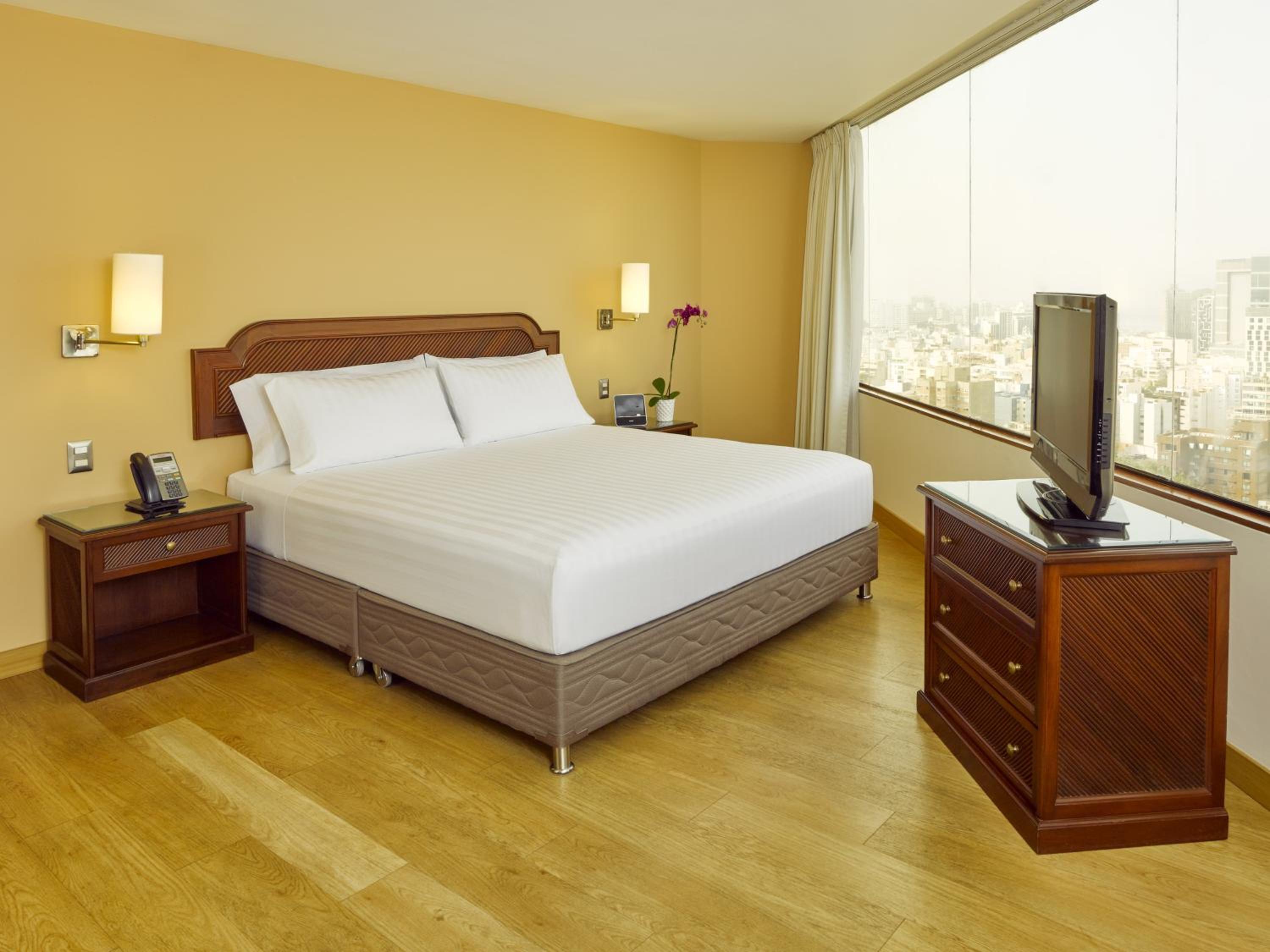 Superior King Room - Photo 1