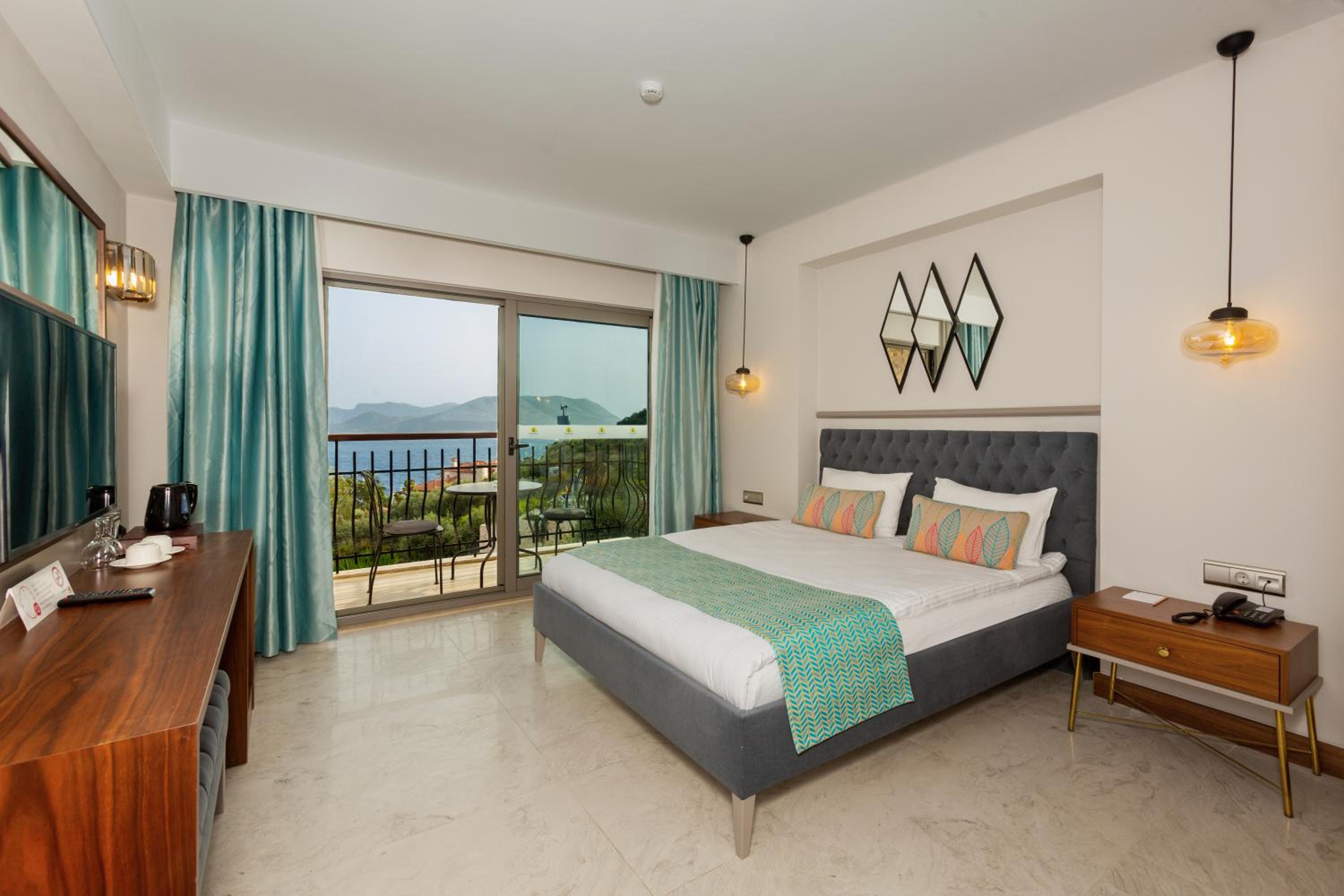 King Room with Sea View - Photo 1