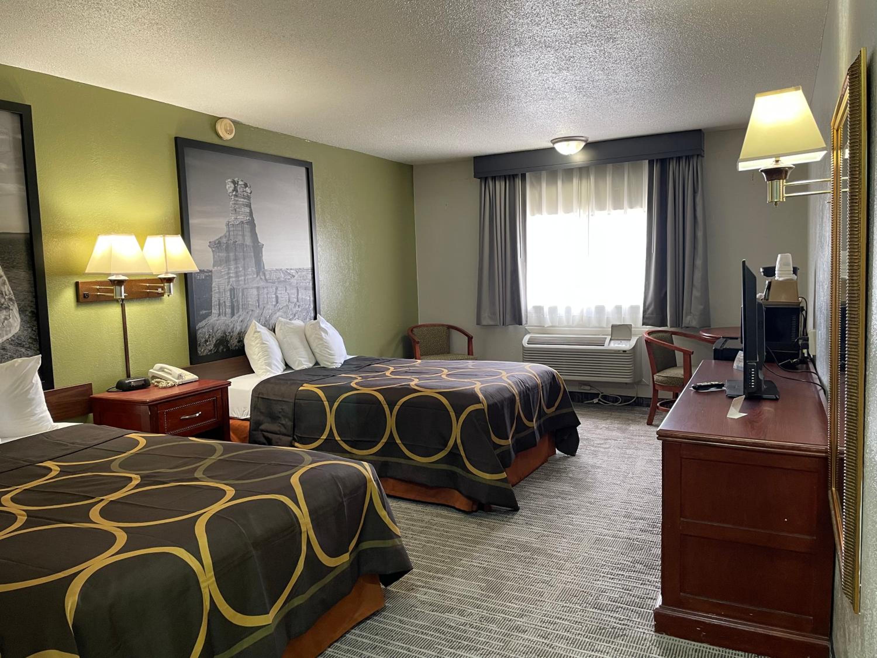 Double Room with Two Double Beds - Non-Smoking - Photo 6