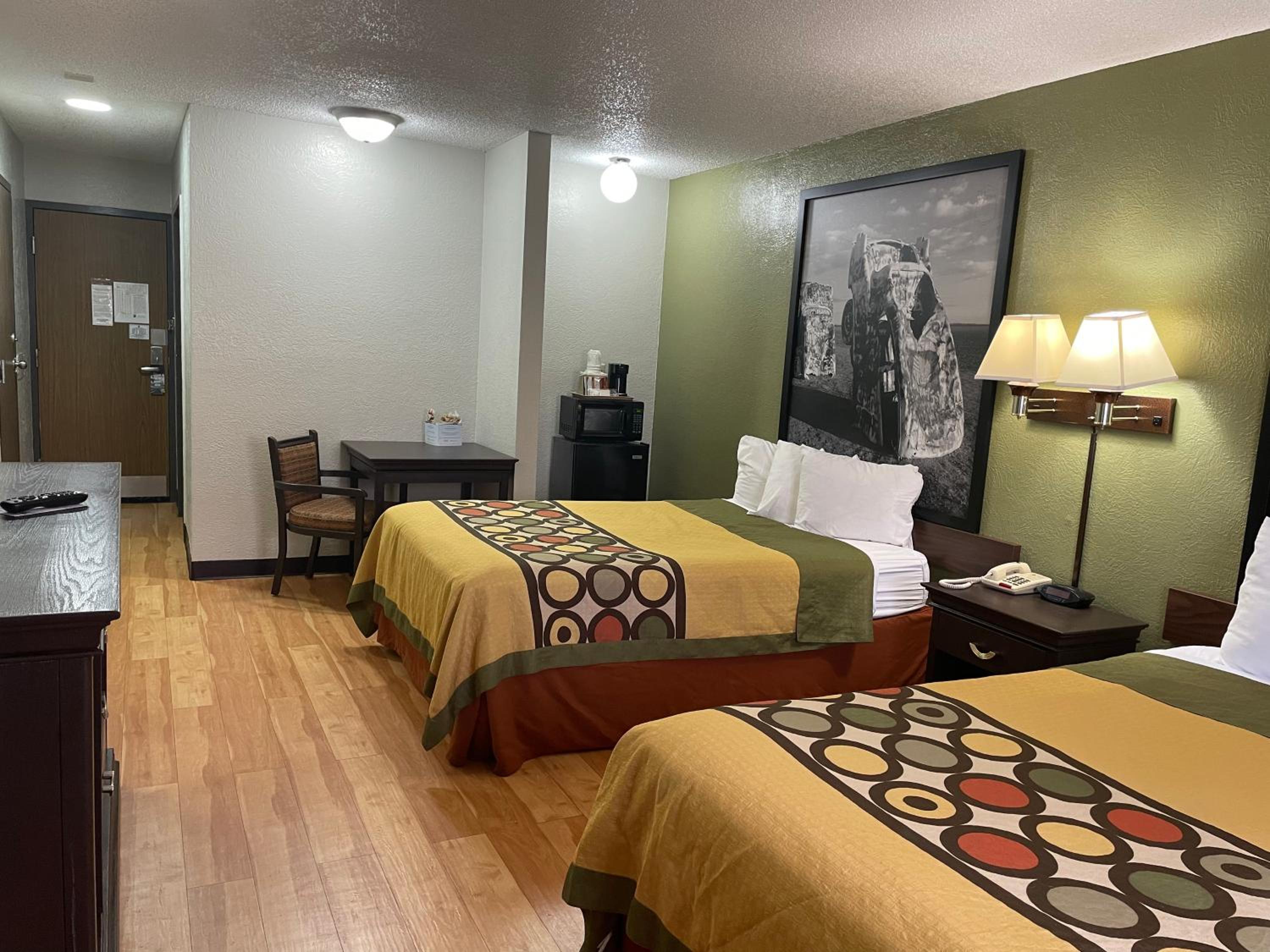 Double Room with Two Double Beds - Non-Smoking - Photo 7