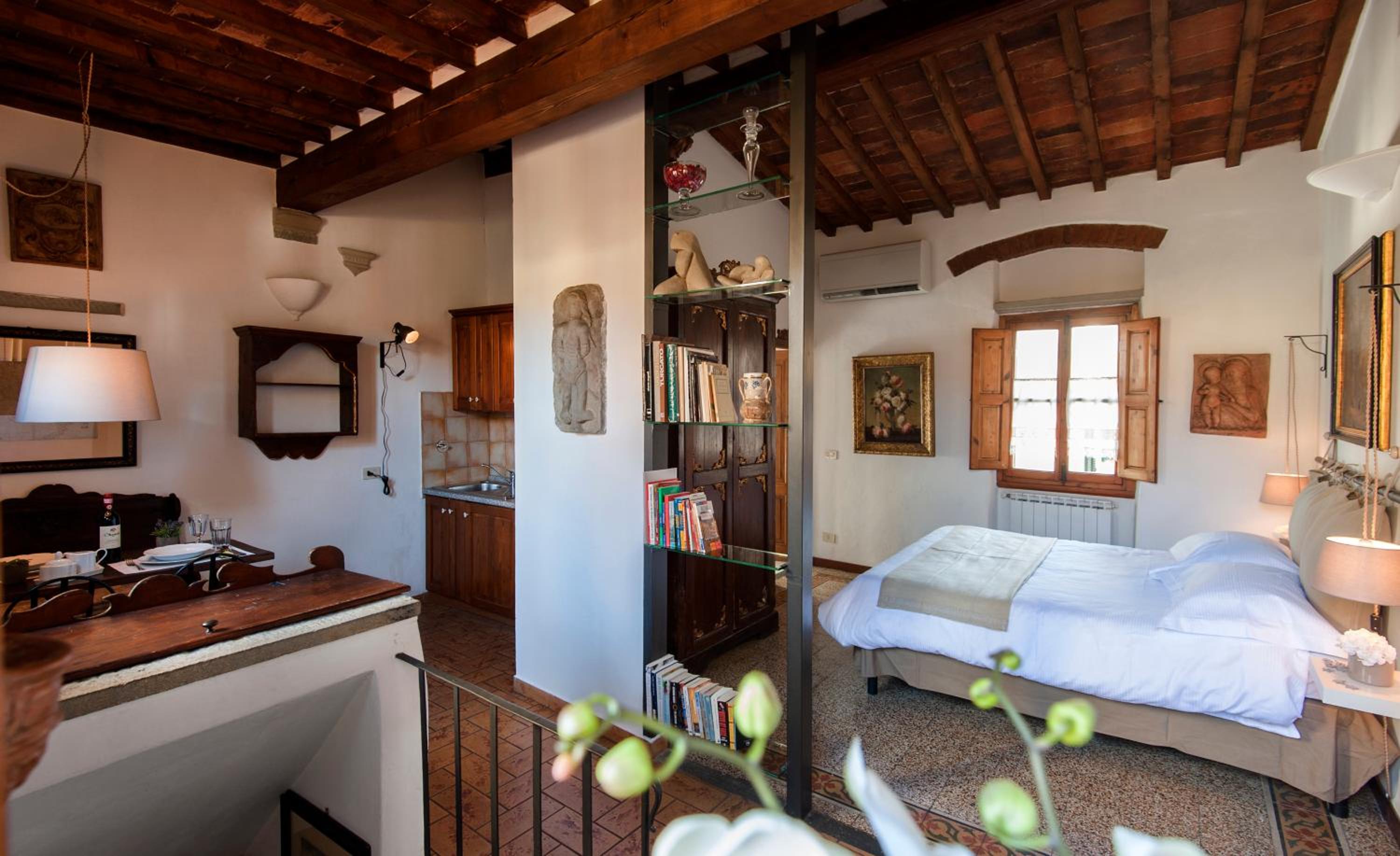 Studio with Terrace - Top Floor photo 1