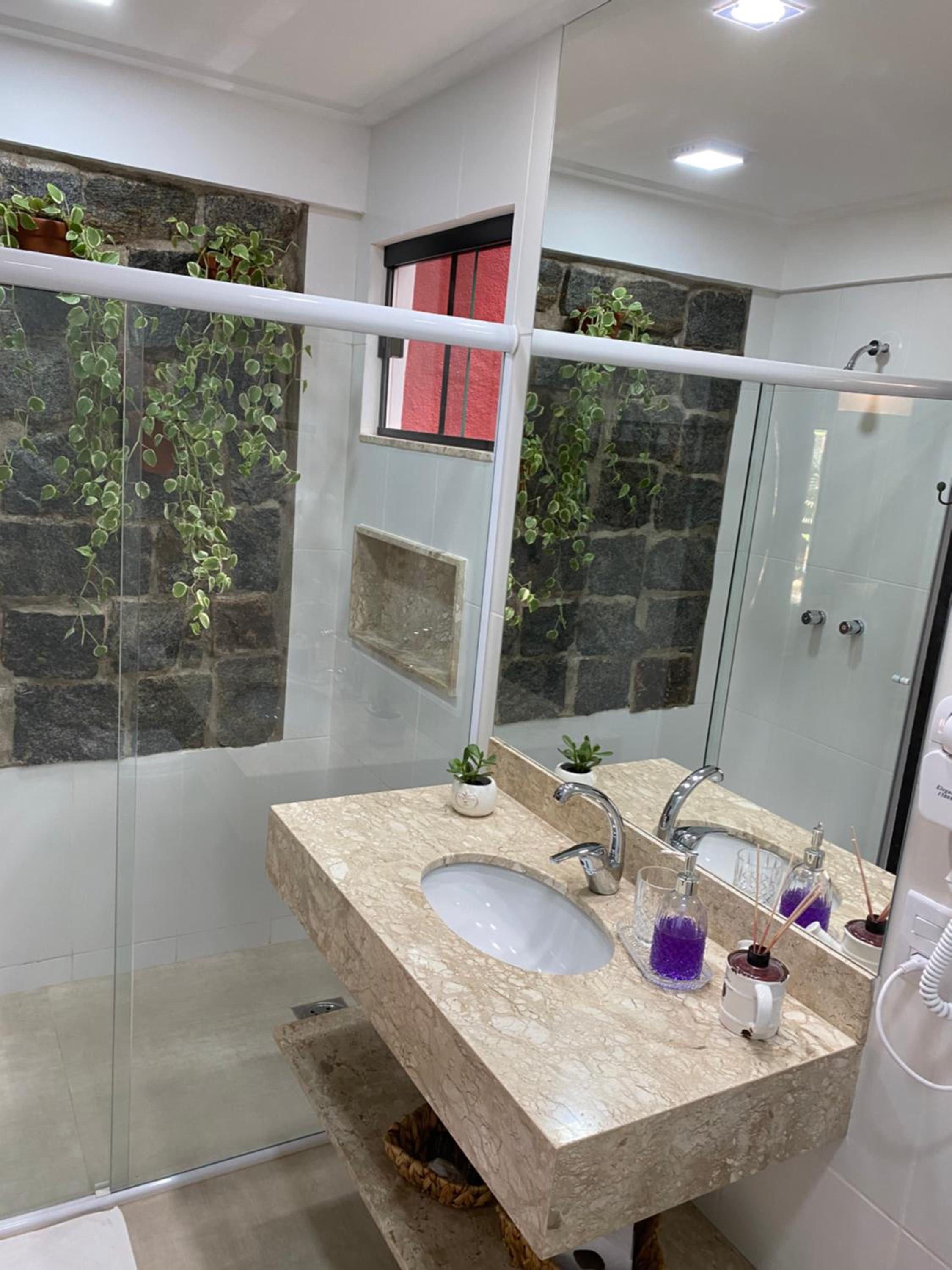 Deluxe Bungalow with Garden View - Photo 19