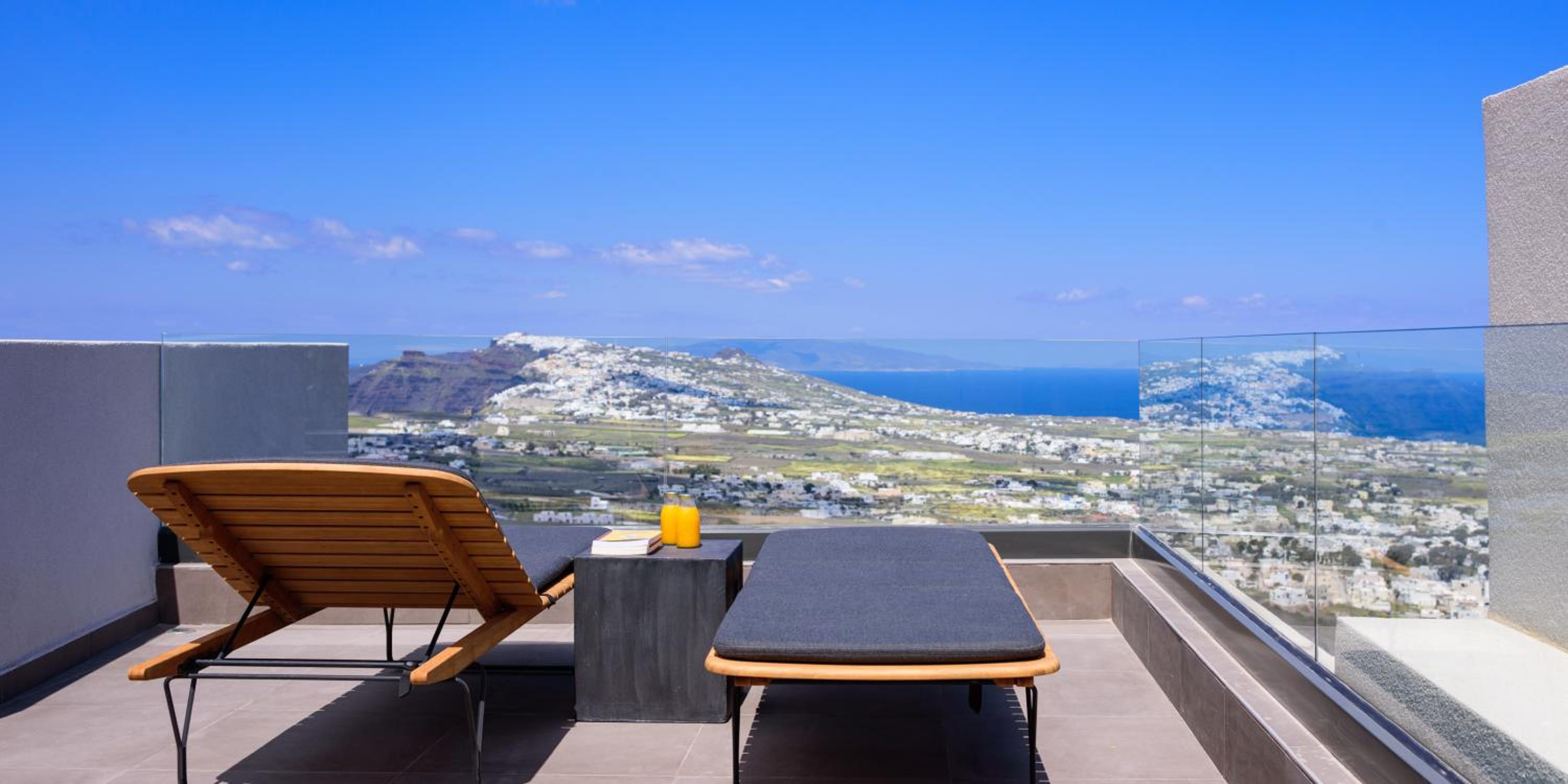 Honeymoon Suite with Outdoor heated private Jetted tub and Sea View - Photo 16
