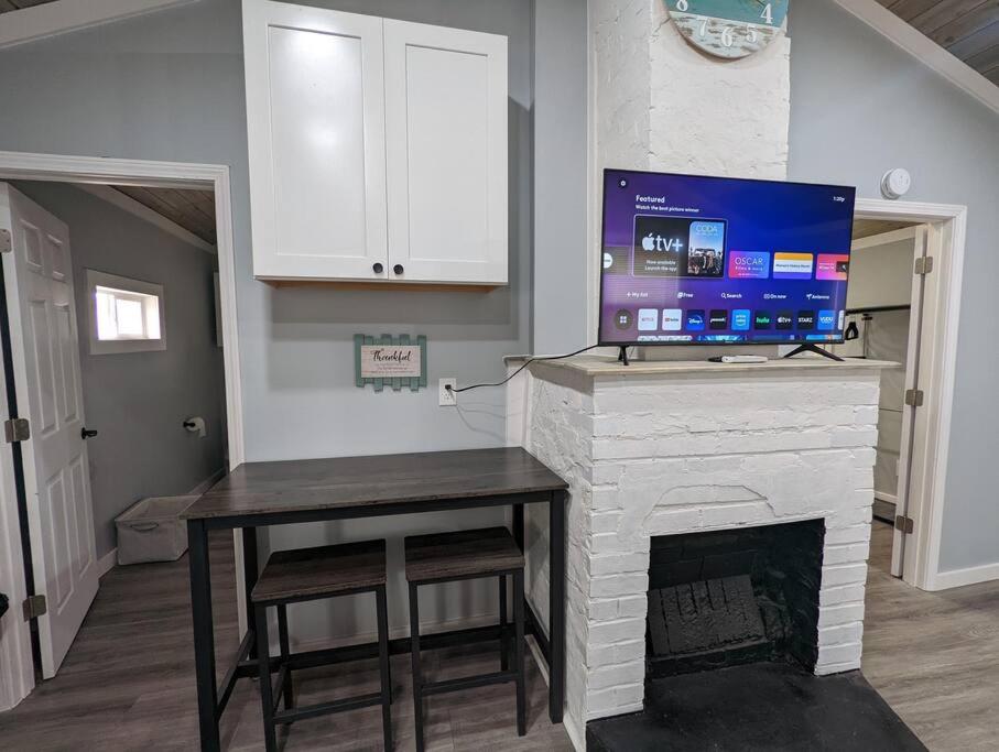 One-Bedroom House photo 2