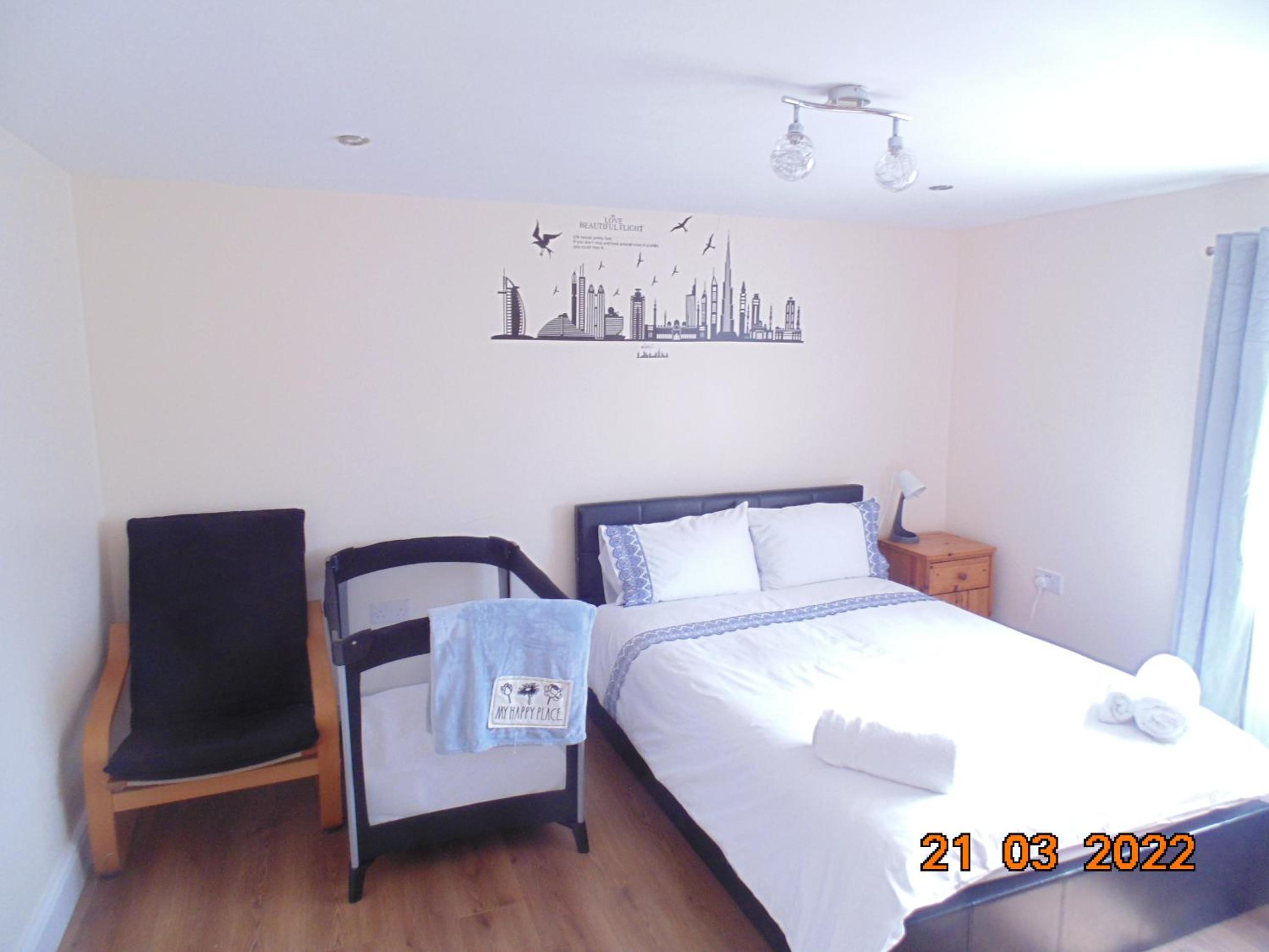 Two-Bedroom Apartment - Photo 17