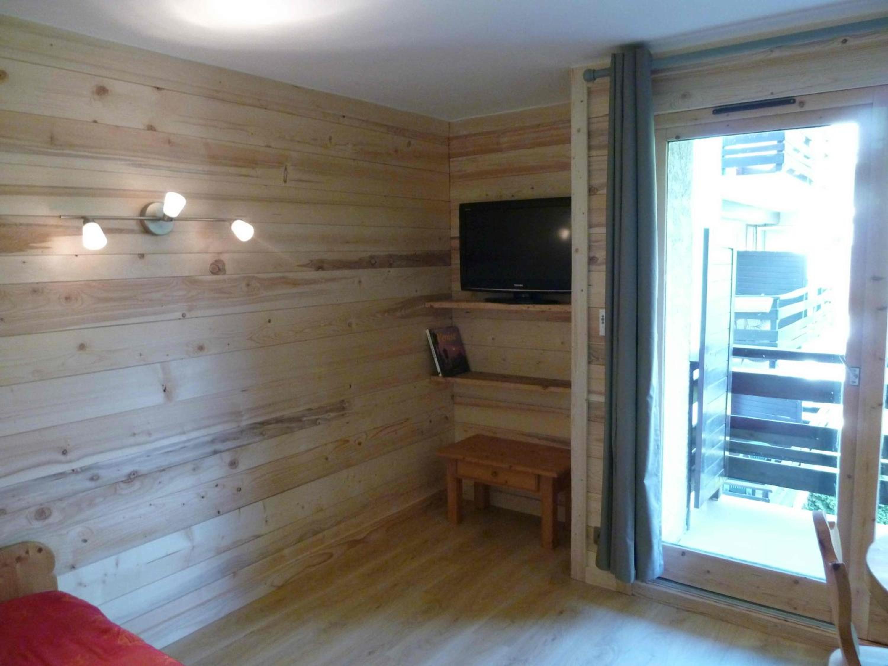 Apartment (6 Adults)