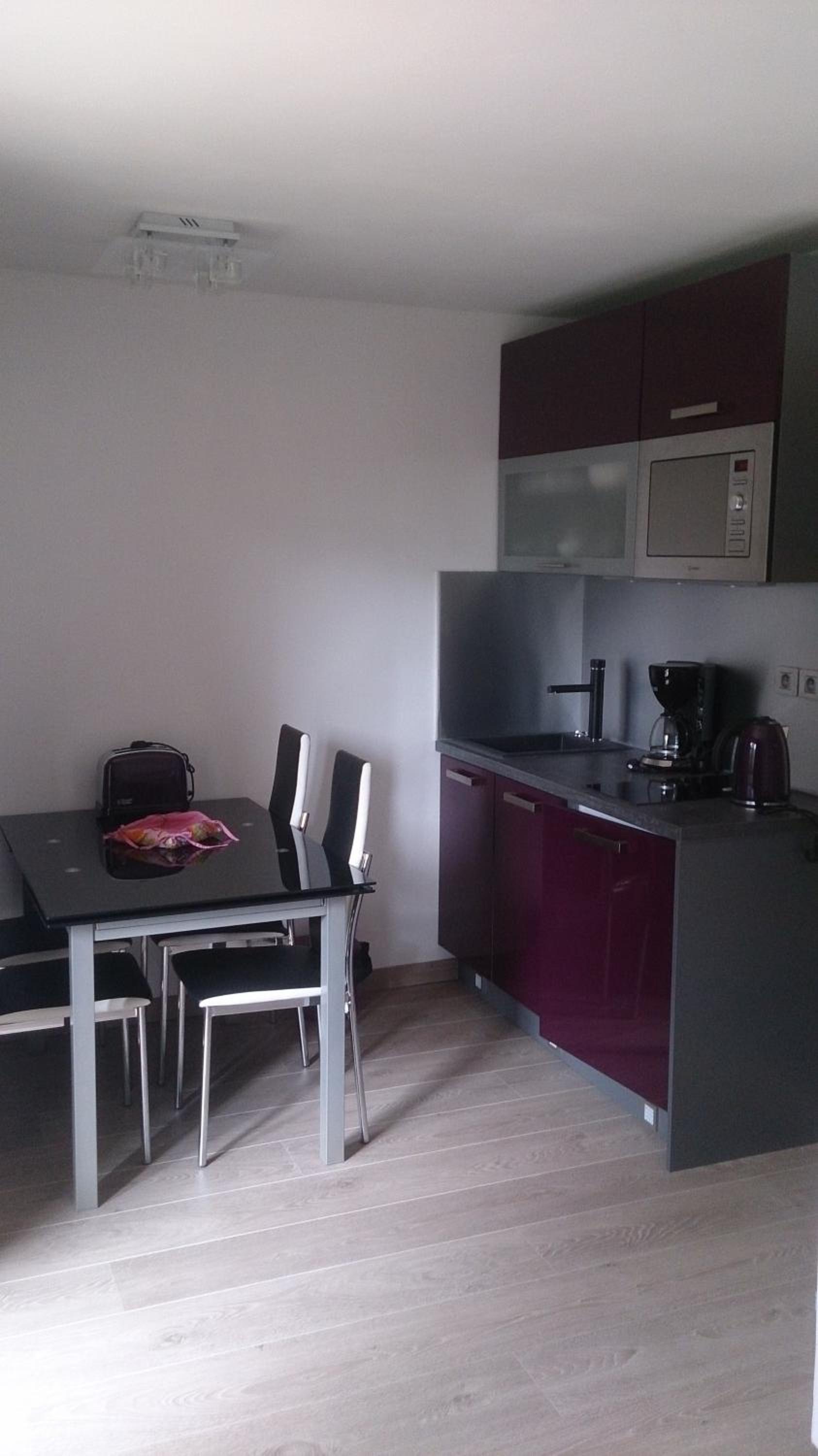 Studio (4 Adults) - Photo 11